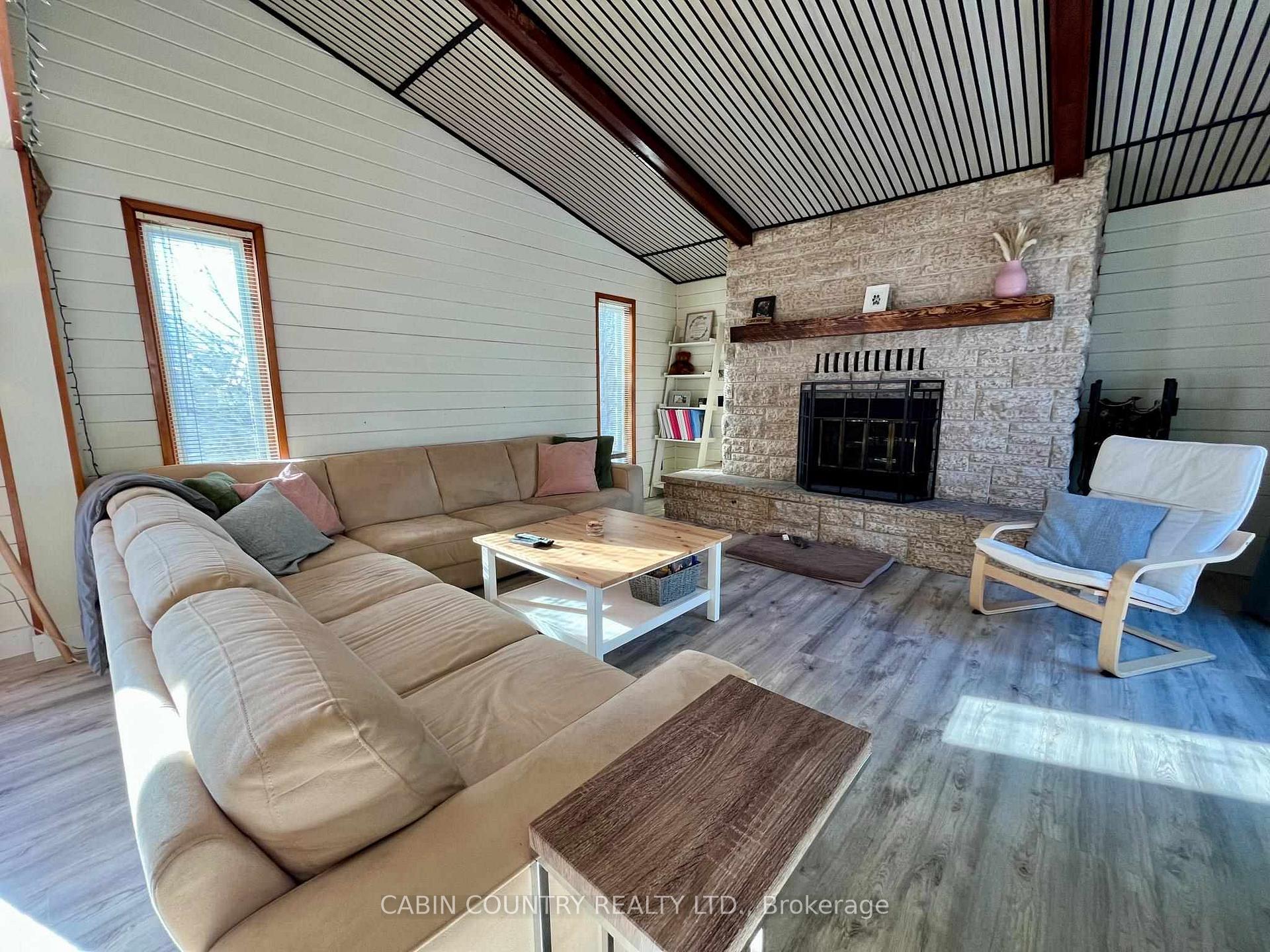 Photo 18 of 425 River Street, Kenora, Keewatin — HOMEH