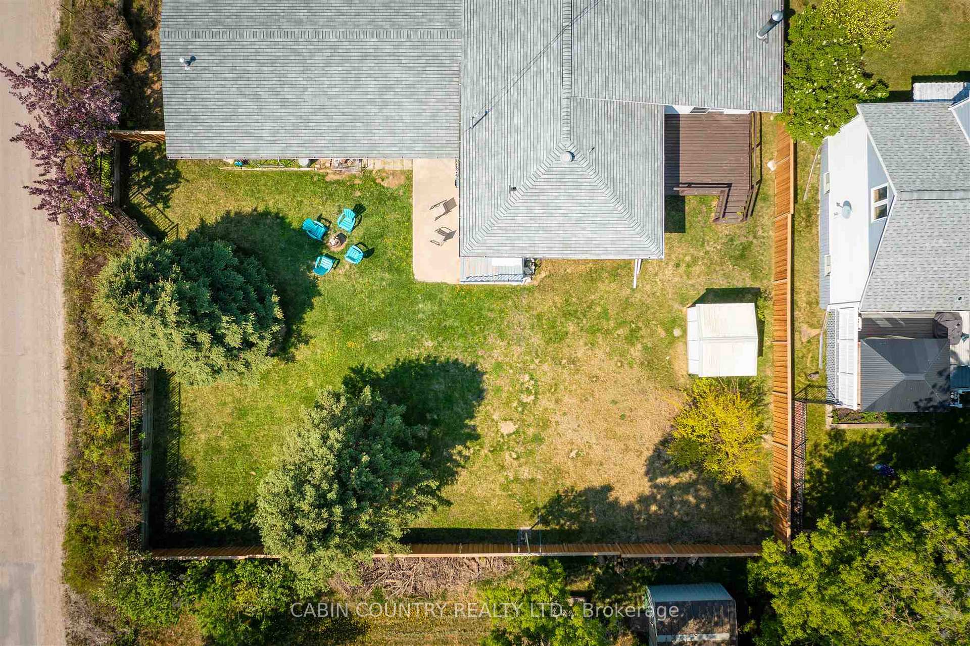 Photo 36 of 425 River Street, Kenora, Keewatin — HOMEH