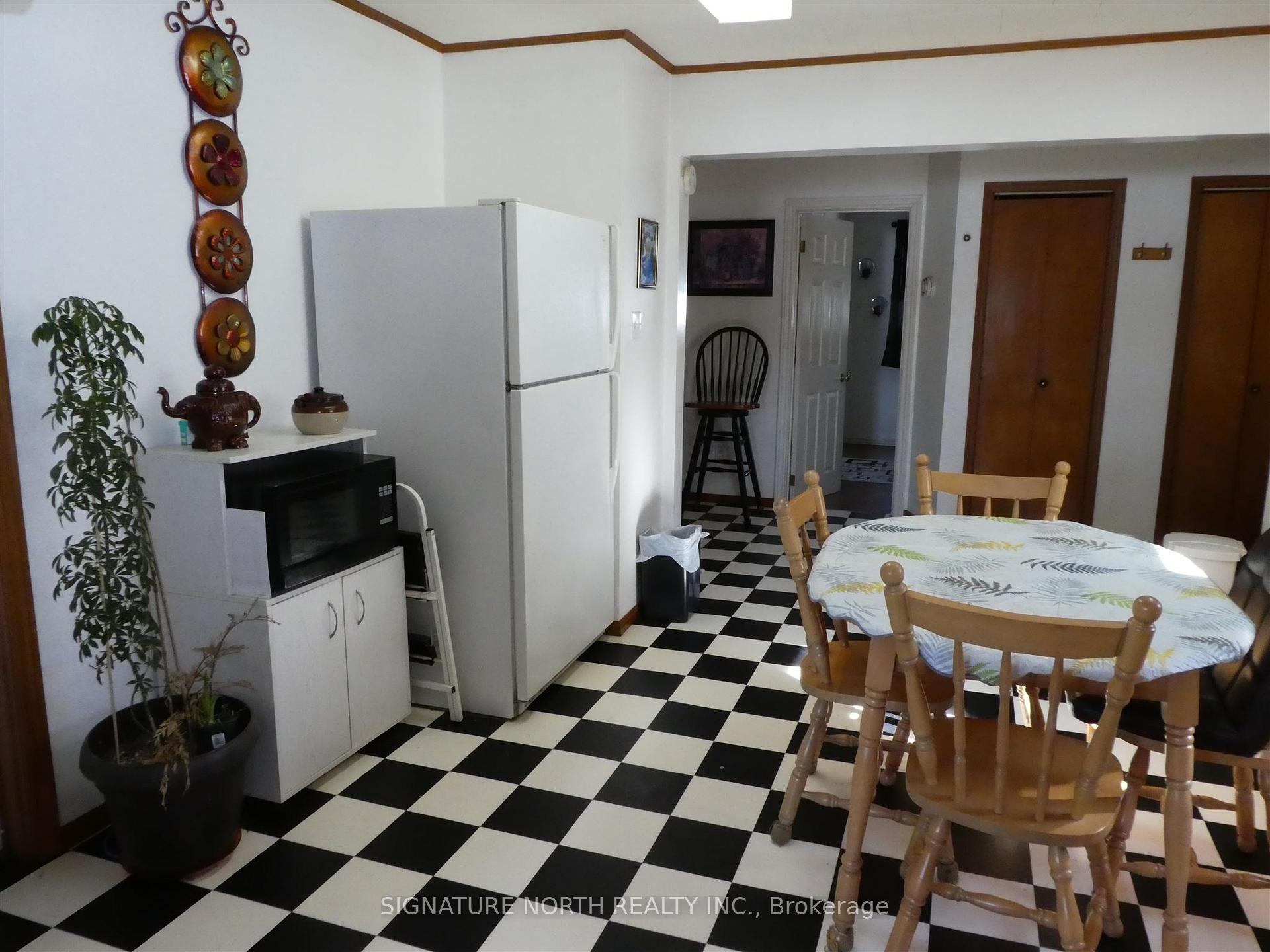 Photo 6 of 328 Ball Park Crescent, Greenstone — HOMEH