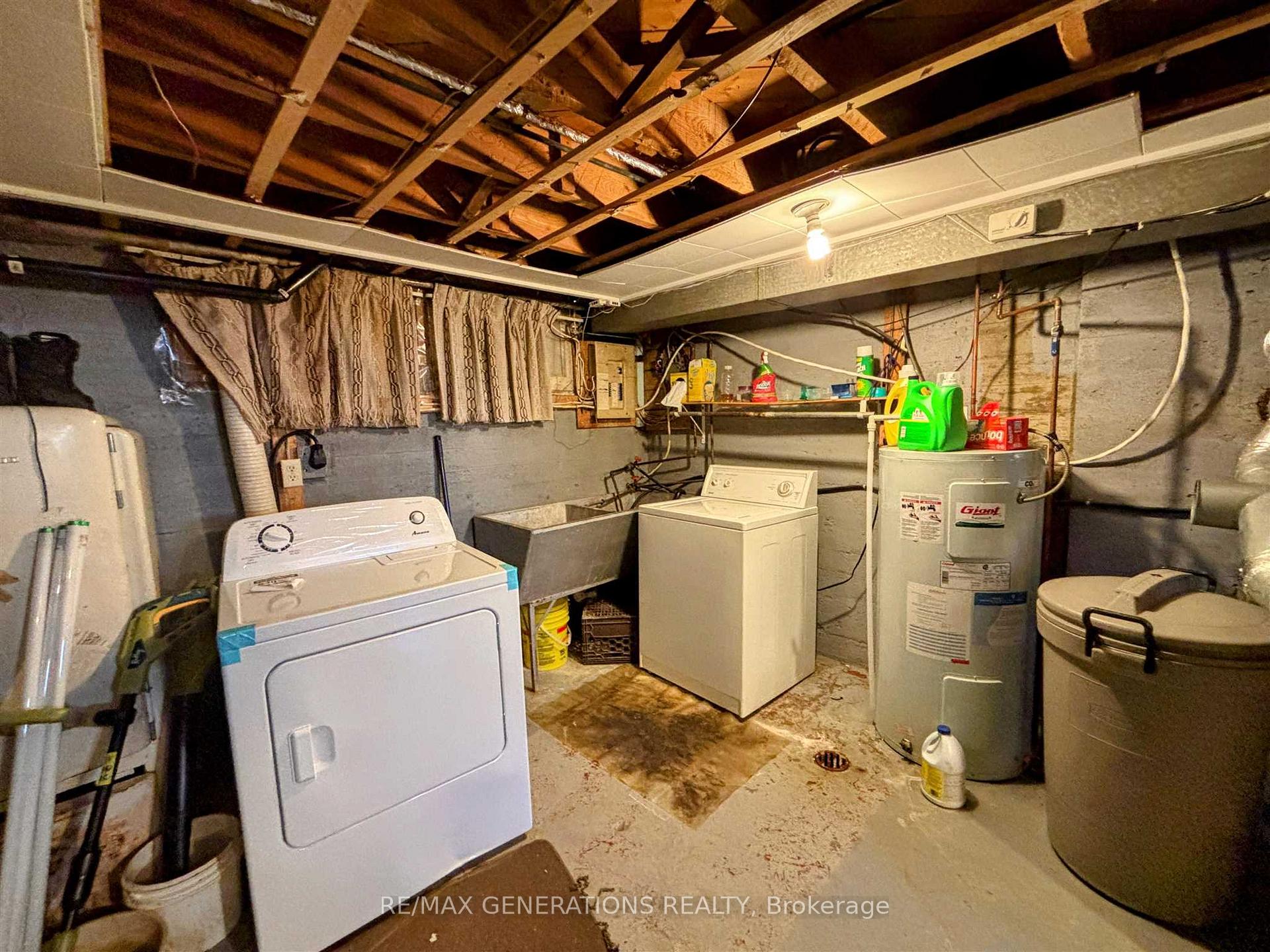 Photo 21 of 12 Brown Street, Marathon — HOMEH