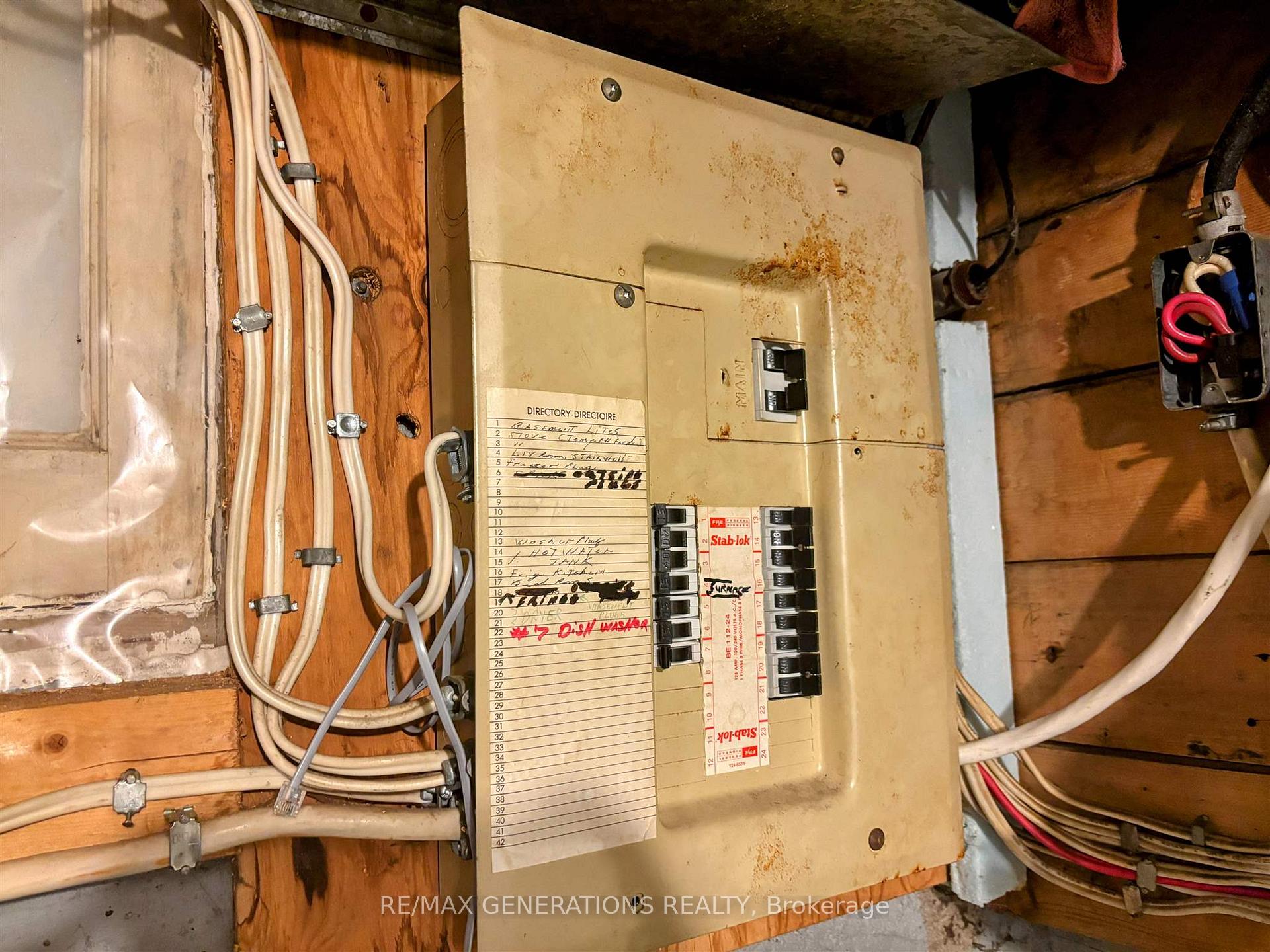 Photo 23 of 12 Brown Street, Marathon — HOMEH