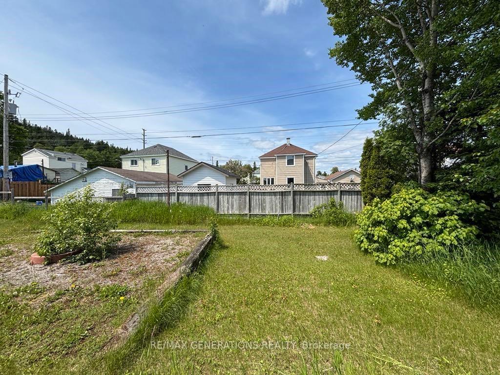 Photo 29 of 12 Brown Street, Marathon — HOMEH