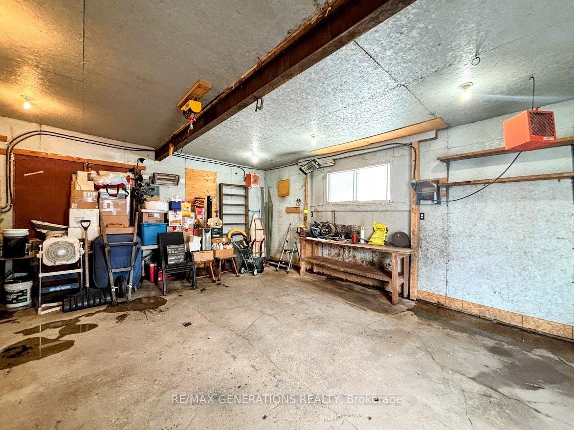 Photo 33 of 15 Swallow Drive, Manitouwadge — HOMEH