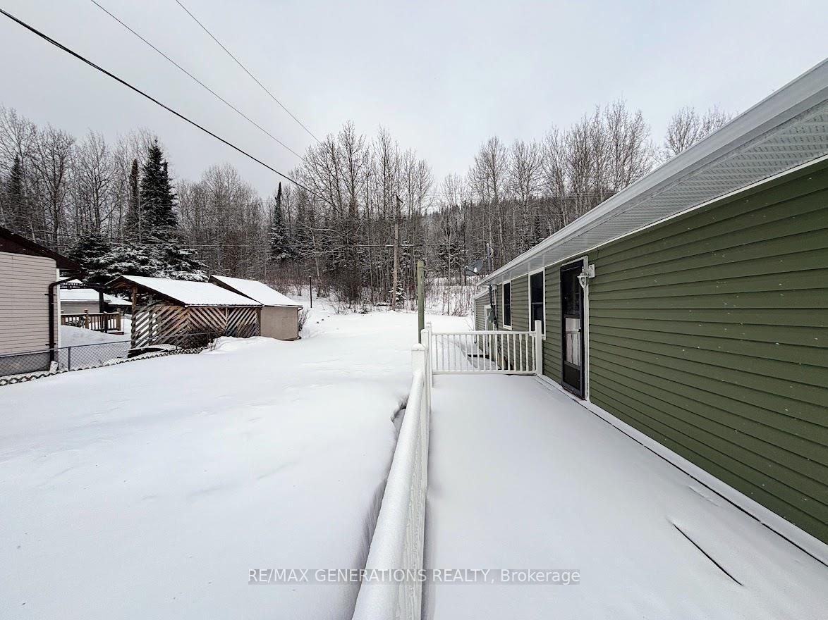 Photo 36 of 15 Swallow Drive, Manitouwadge — HOMEH