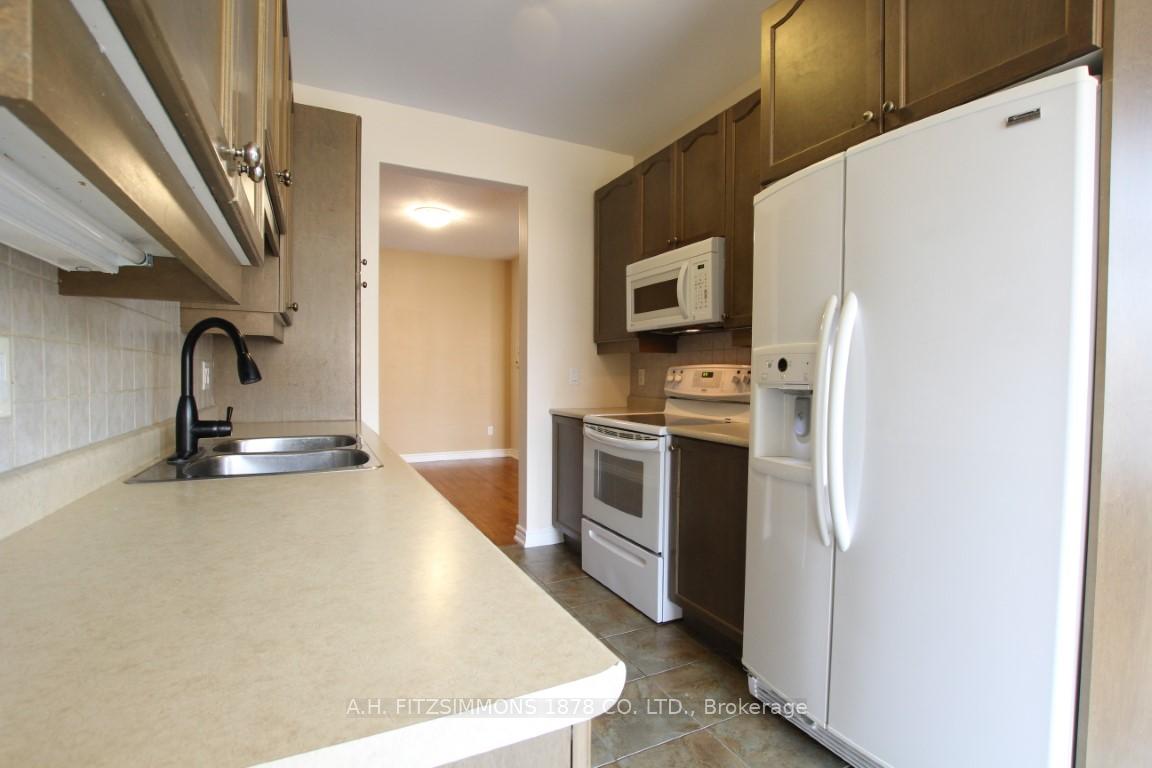 Photo 8 of 361 Glenbrae Avenue, Ottawa, Kanata - Morgan's Grant/South March — HOMEH