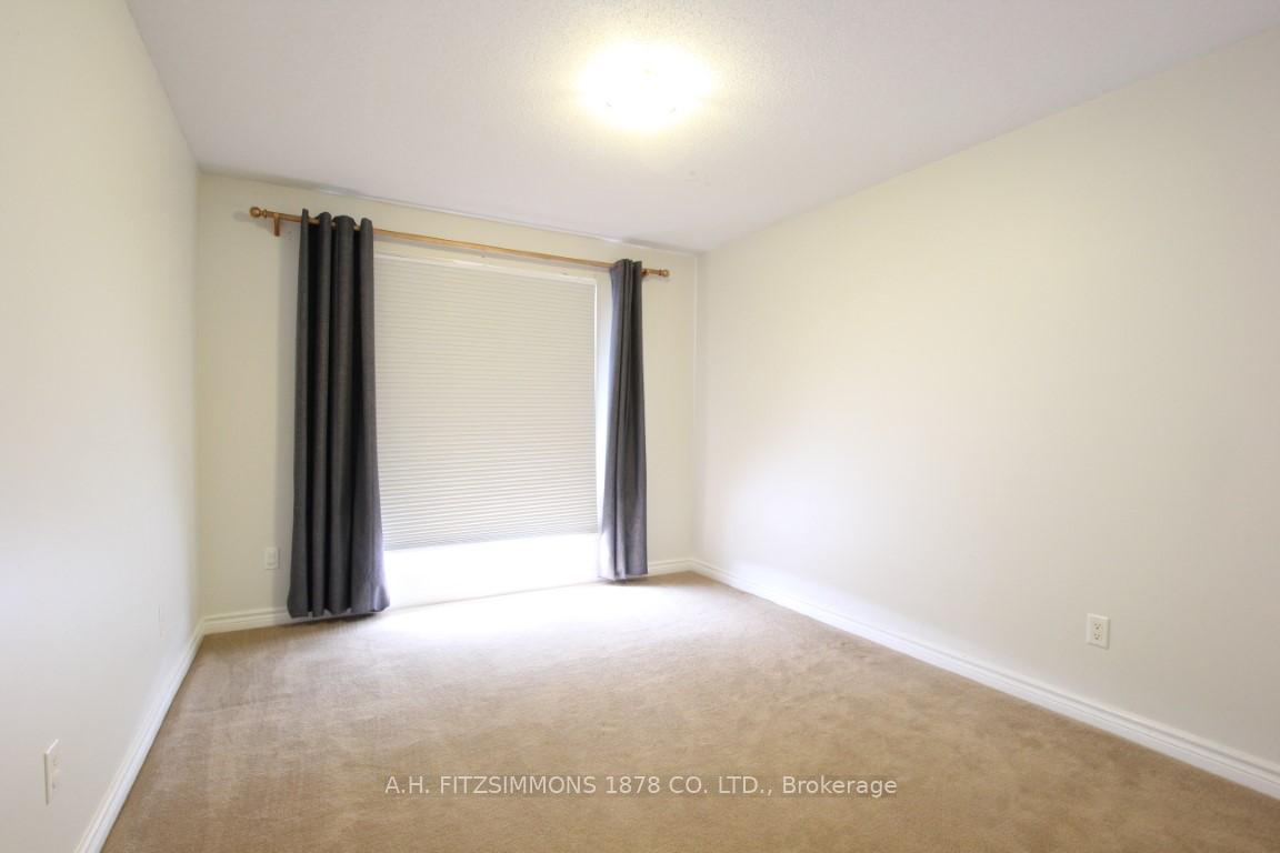 Photo 13 of 361 Glenbrae Avenue, Ottawa, Kanata - Morgan's Grant/South March — HOMEH