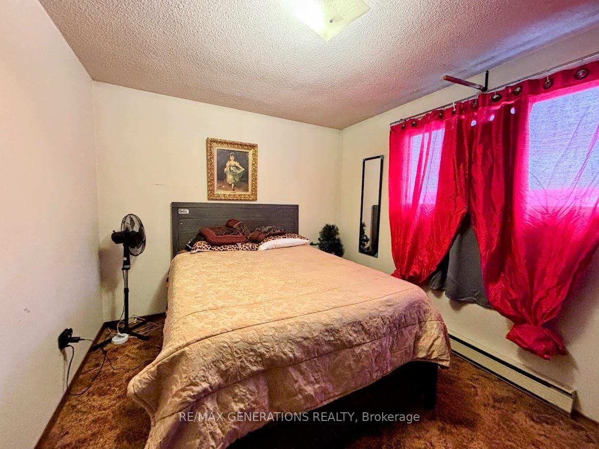 Photo 8 of 28 Otter Avenue, Manitouwadge — HOMEH