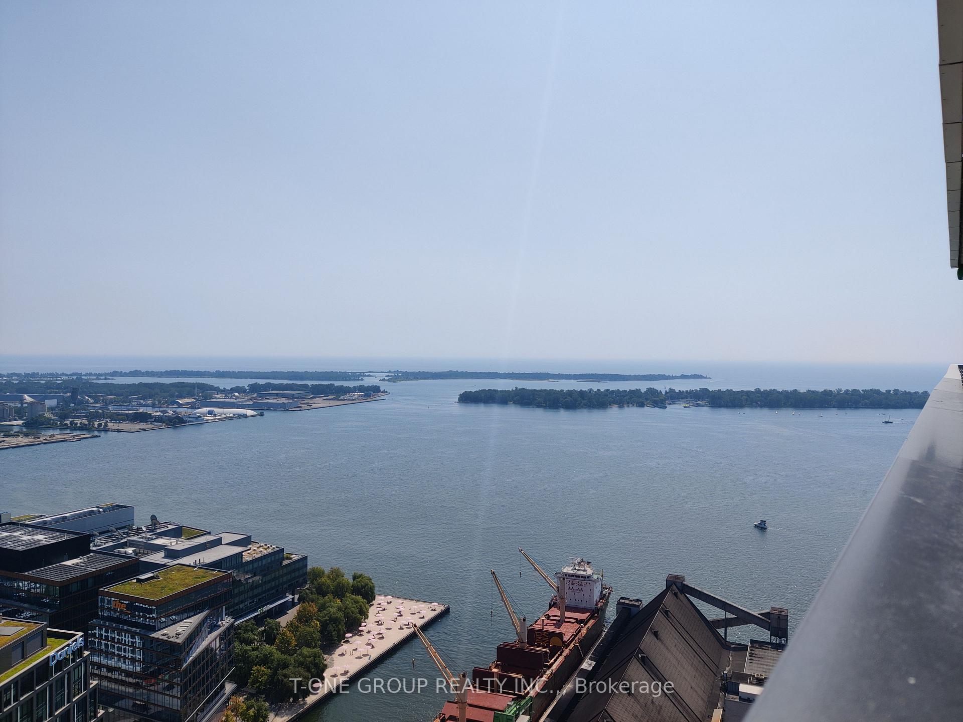 Photo 6 of Unit 4606, 138 Downes Street, Toronto, Waterfront Communities — HOMEH
