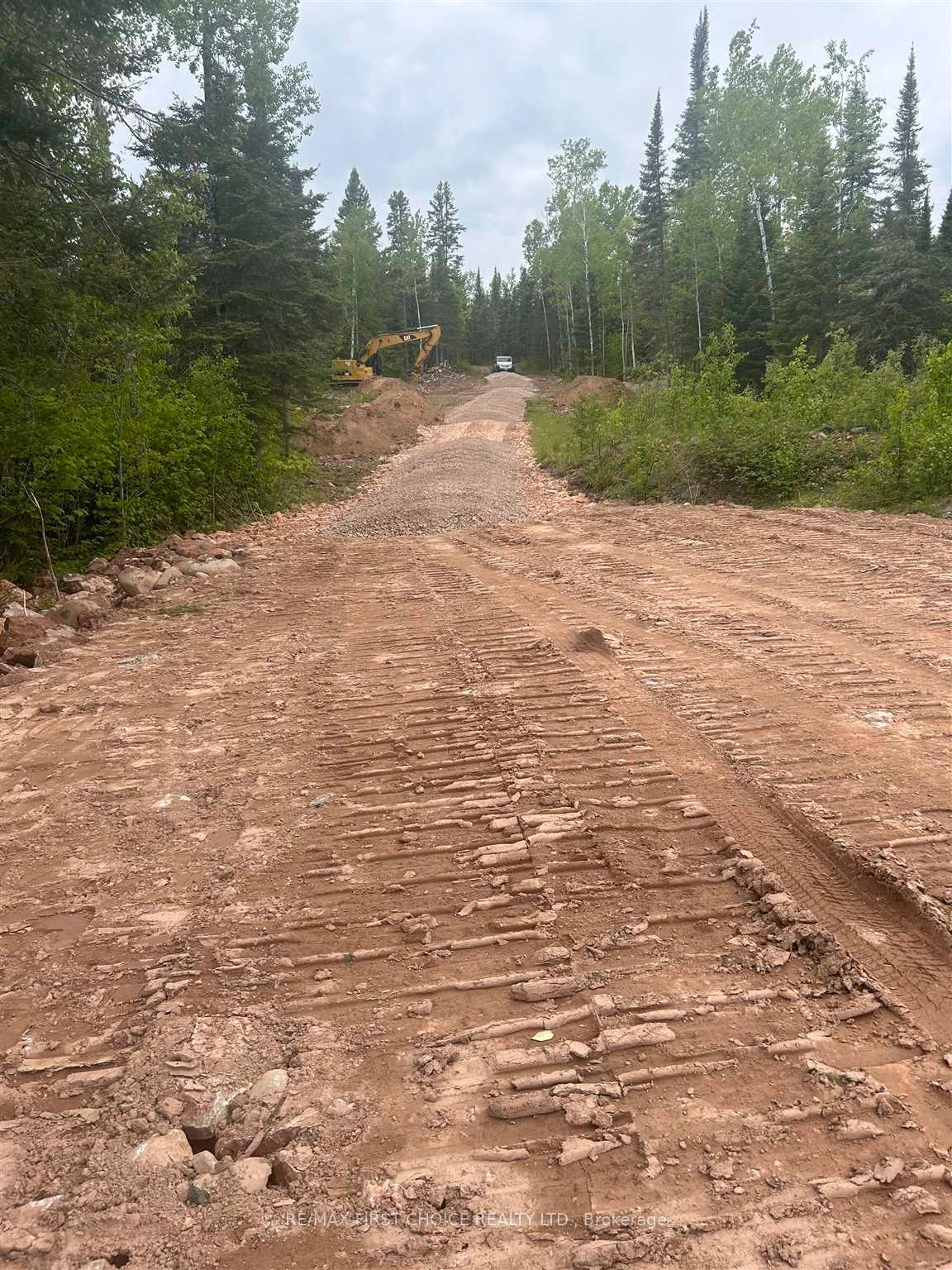 Photo 3 of 717 Grann Drive, Shuniah — HOMEH