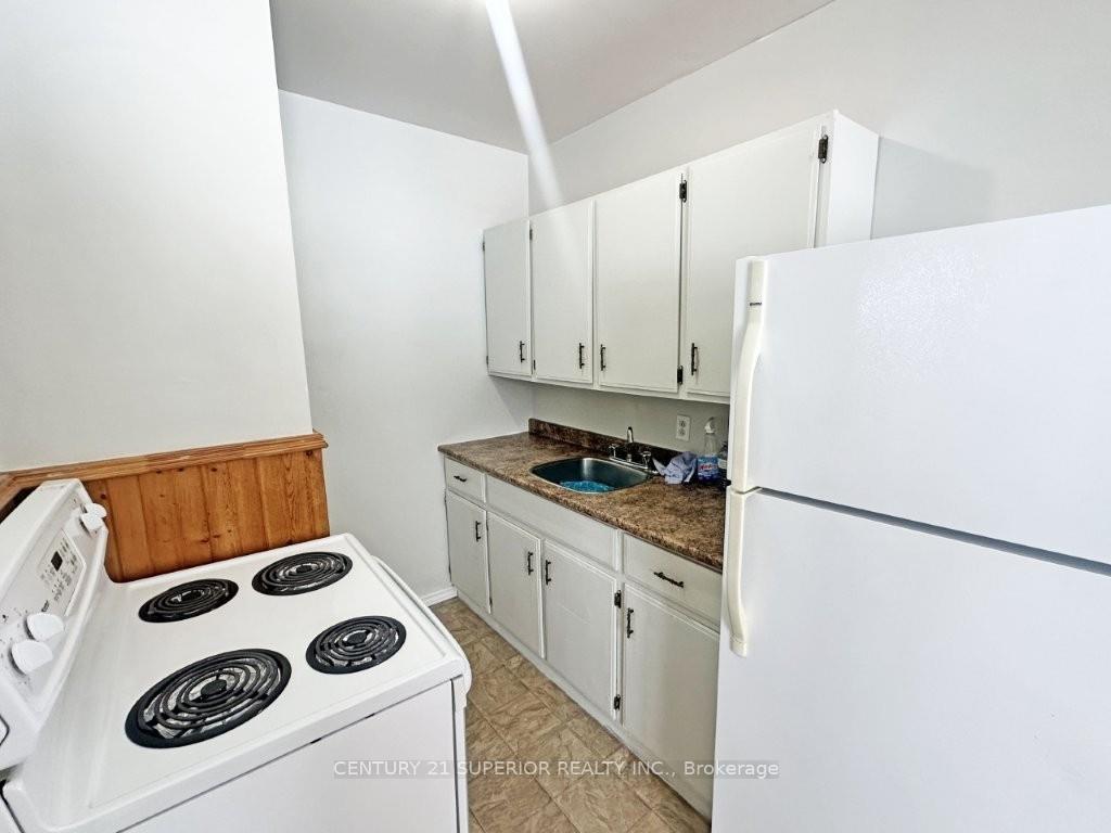 Photo 9 of 107 Third Ave NE, Greenstone — HOMEH