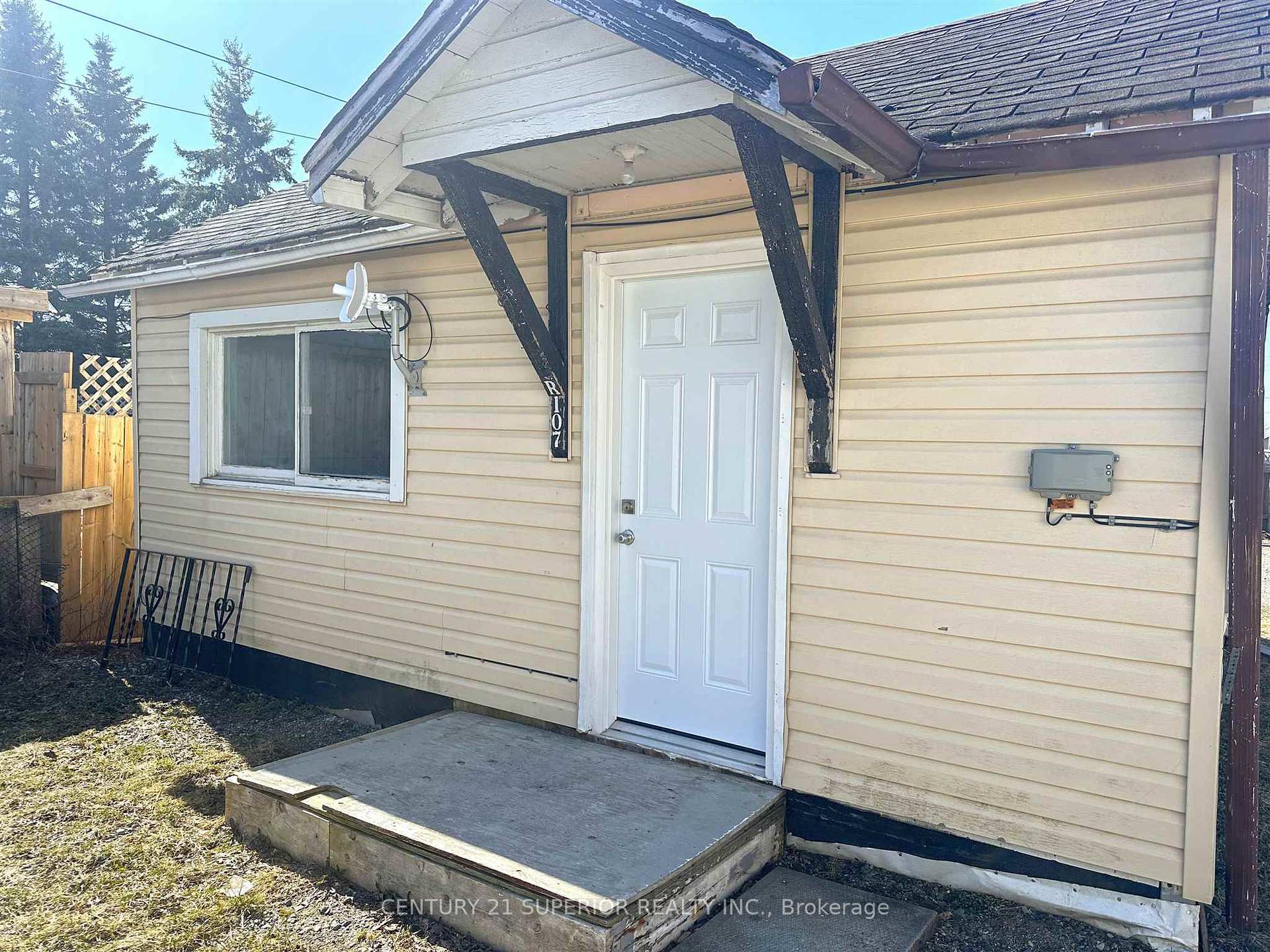 Photo 37 of 107 Third Ave NE, Greenstone — HOMEH
