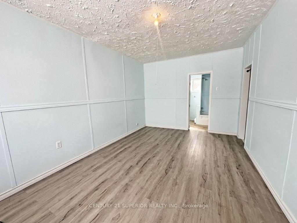 Photo 41 of 107 Third Ave NE, Greenstone — HOMEH