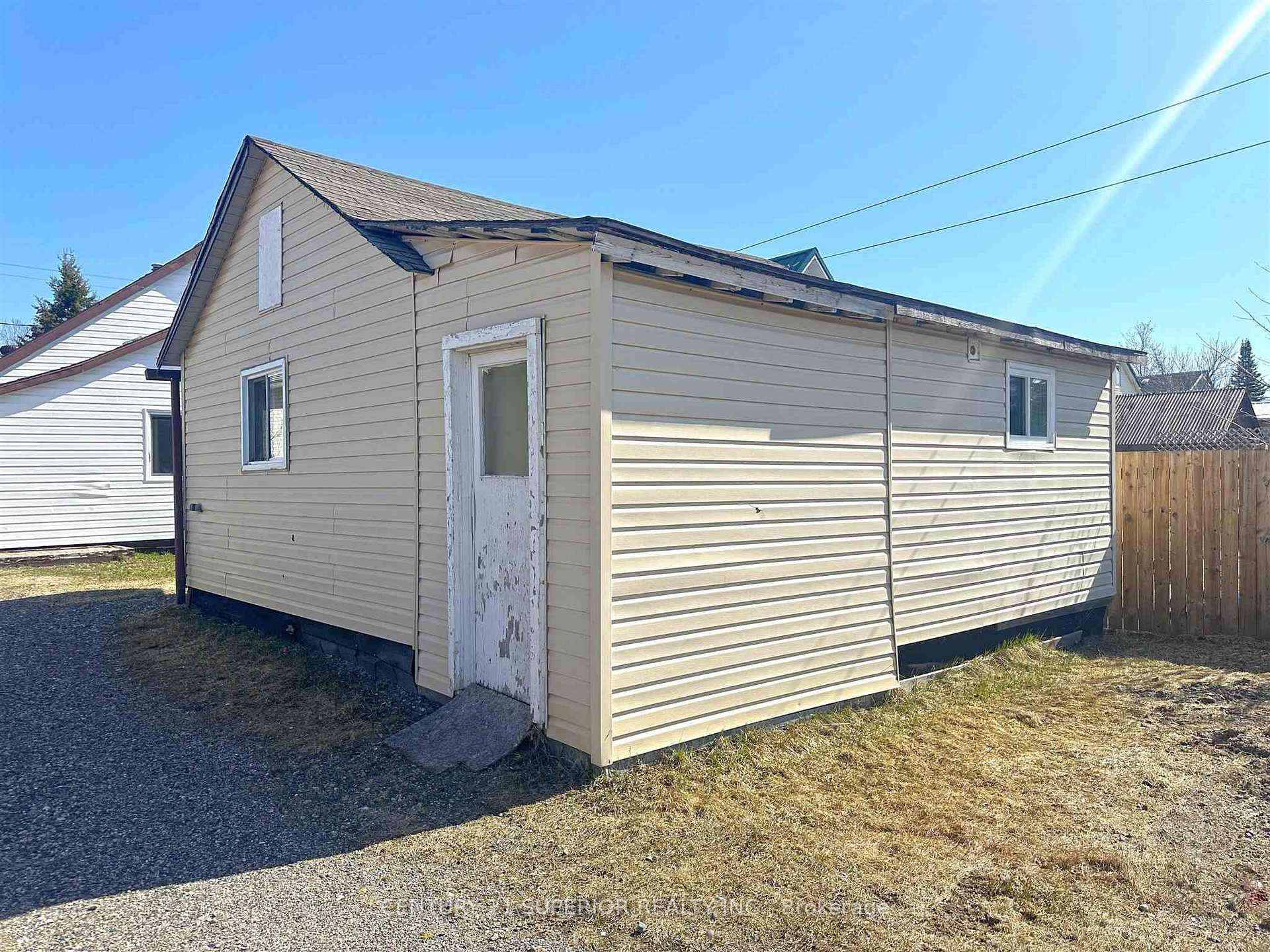Photo 49 of 107 Third Ave NE, Greenstone — HOMEH
