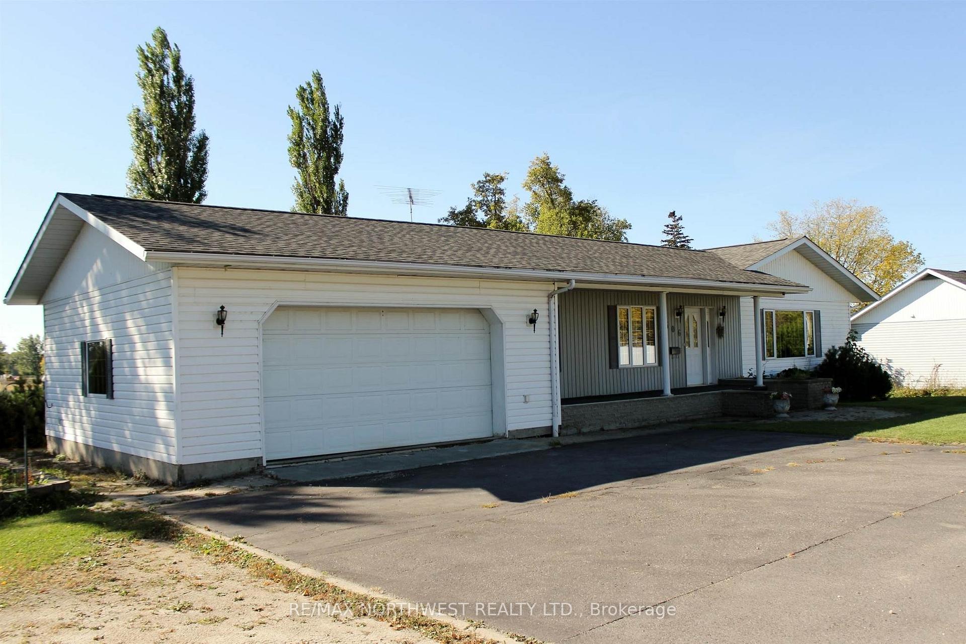 Photo 2 of 506 Atwood Ave, Rainy River — HOMEH