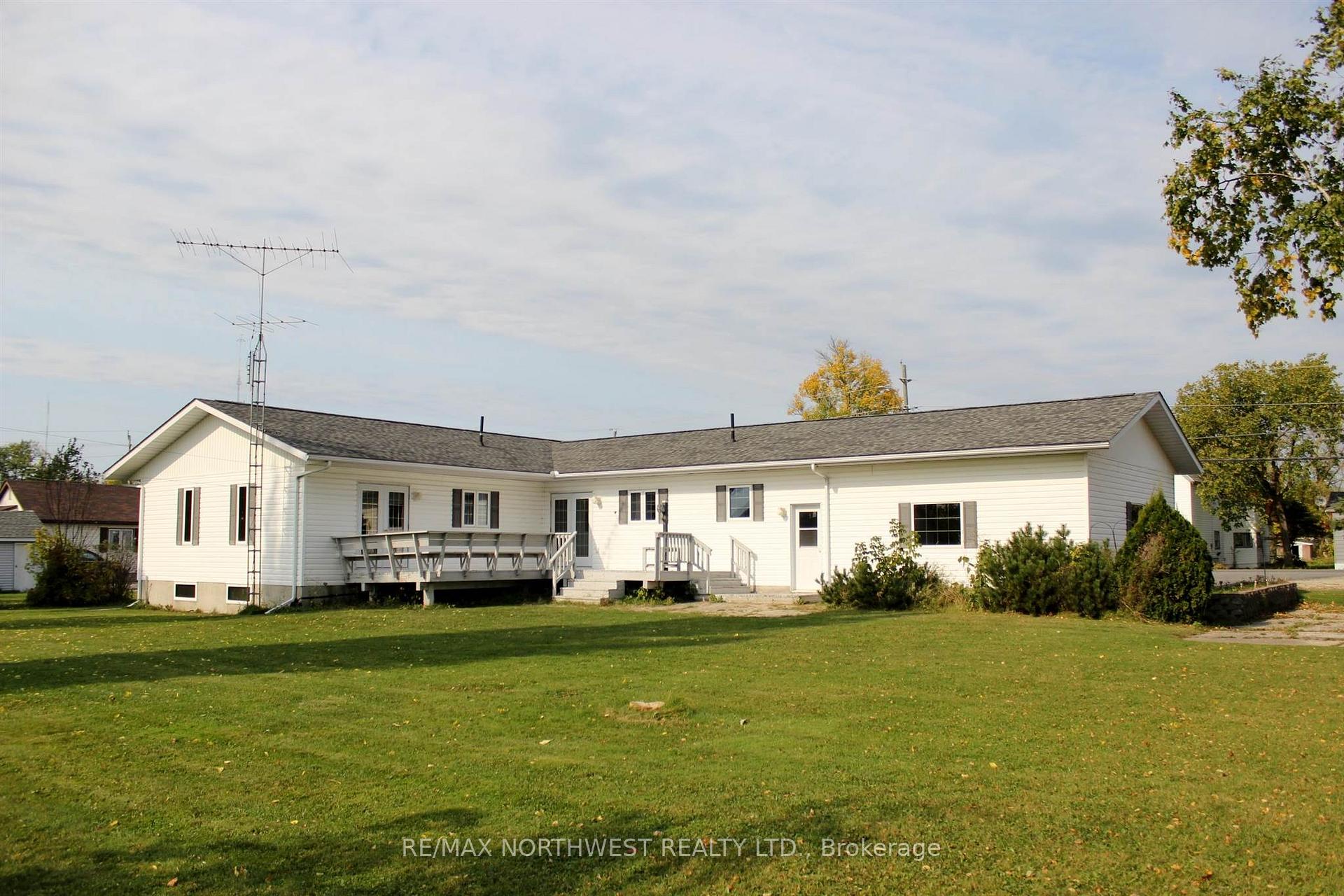 Photo 6 of 506 Atwood Ave, Rainy River — HOMEH