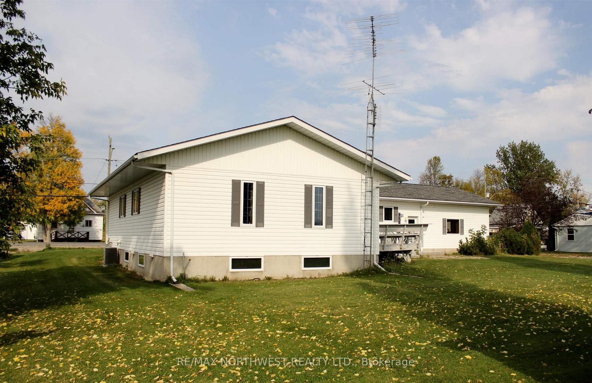 Photo 7 of 506 Atwood Ave, Rainy River — HOMEH