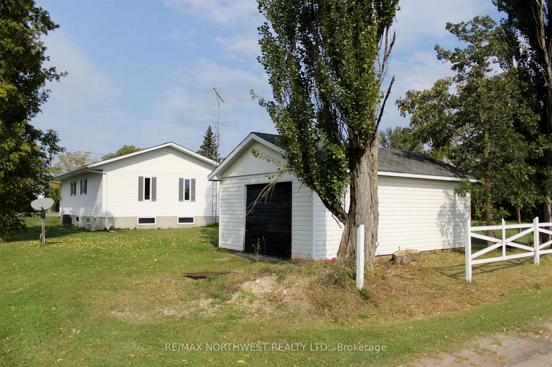 Photo 8 of 506 Atwood Ave, Rainy River — HOMEH