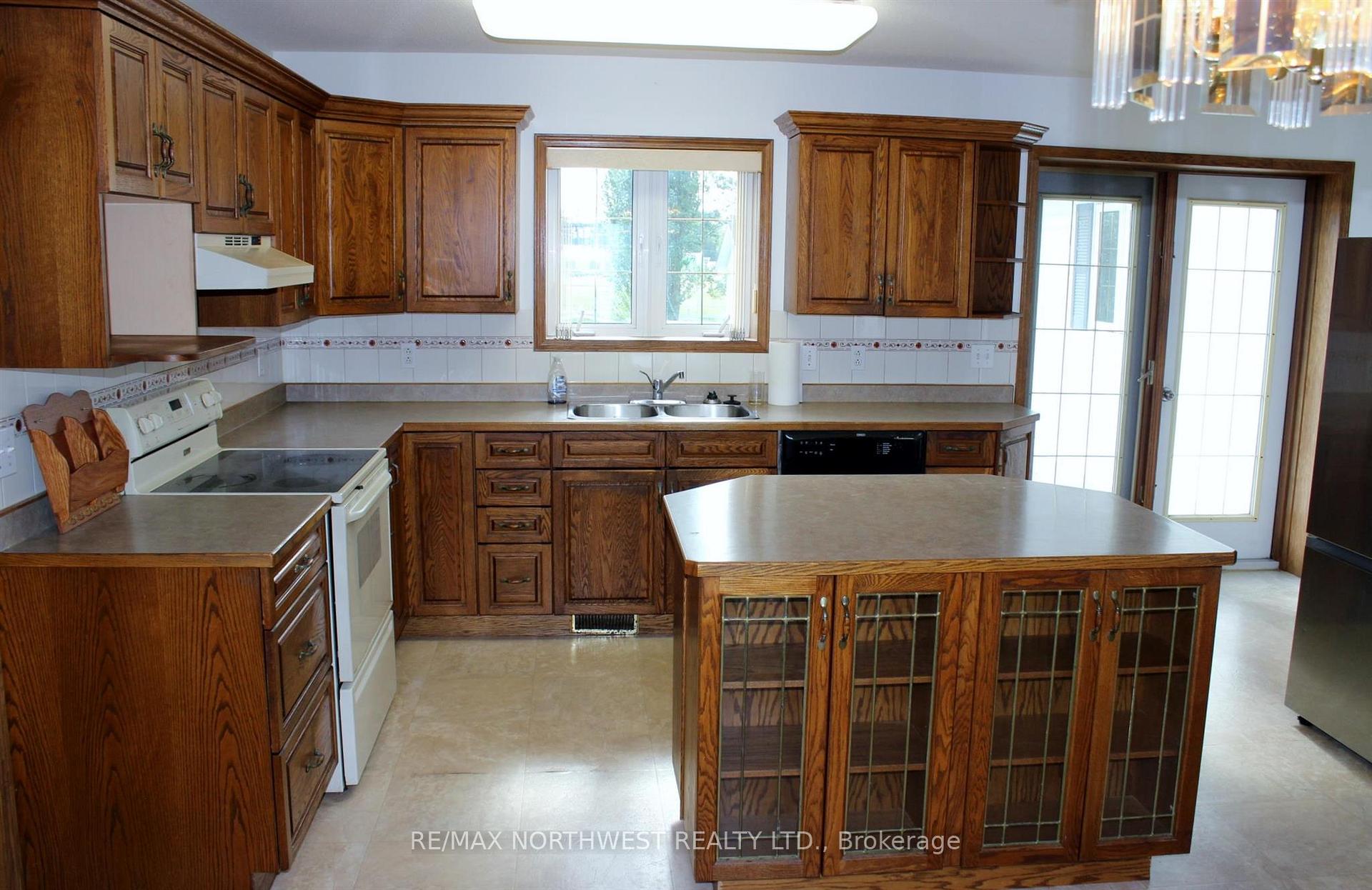 Photo 15 of 506 Atwood Ave, Rainy River — HOMEH