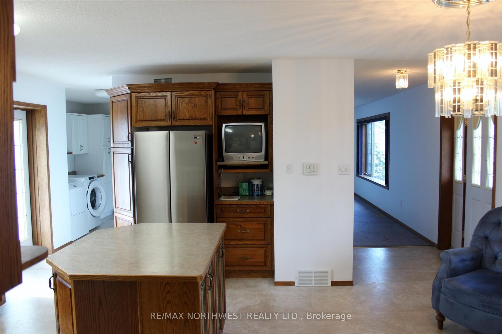 Photo 18 of 506 Atwood Ave, Rainy River — HOMEH