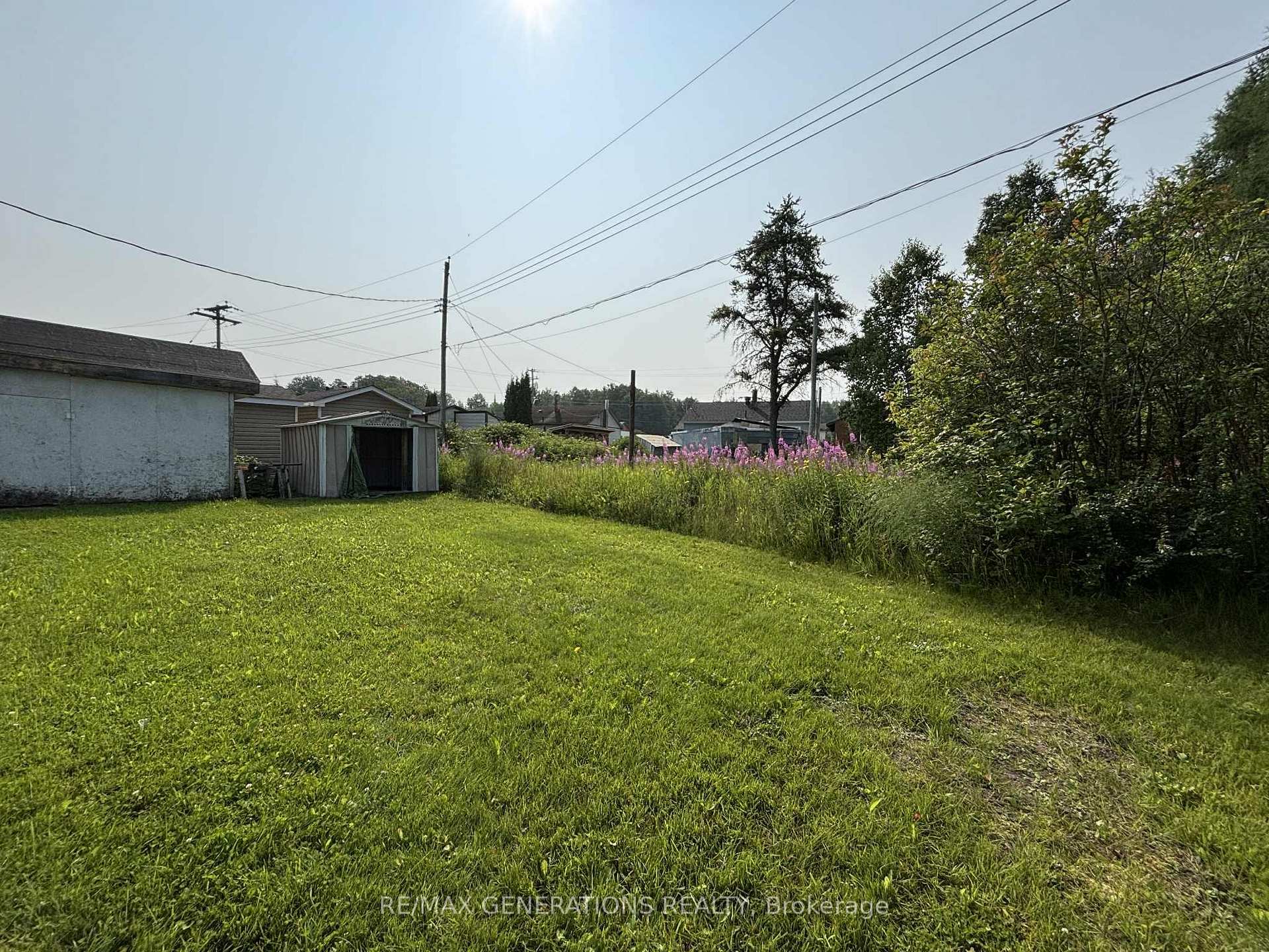 Photo 42 of 68 Neebig Avenue, Manitouwadge — HOMEH