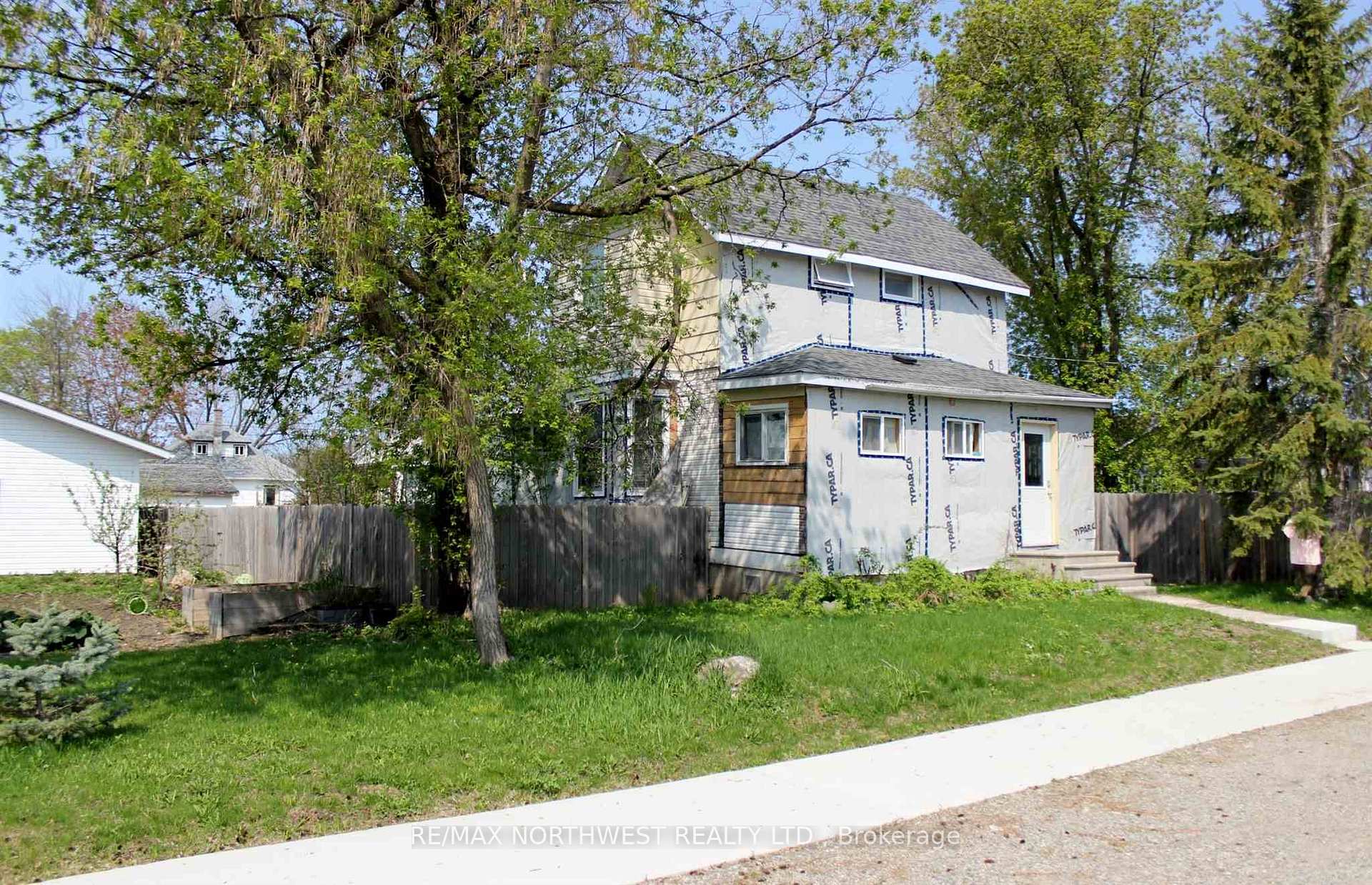 Photo 1 of 205 Second St, Rainy River — HOMEH