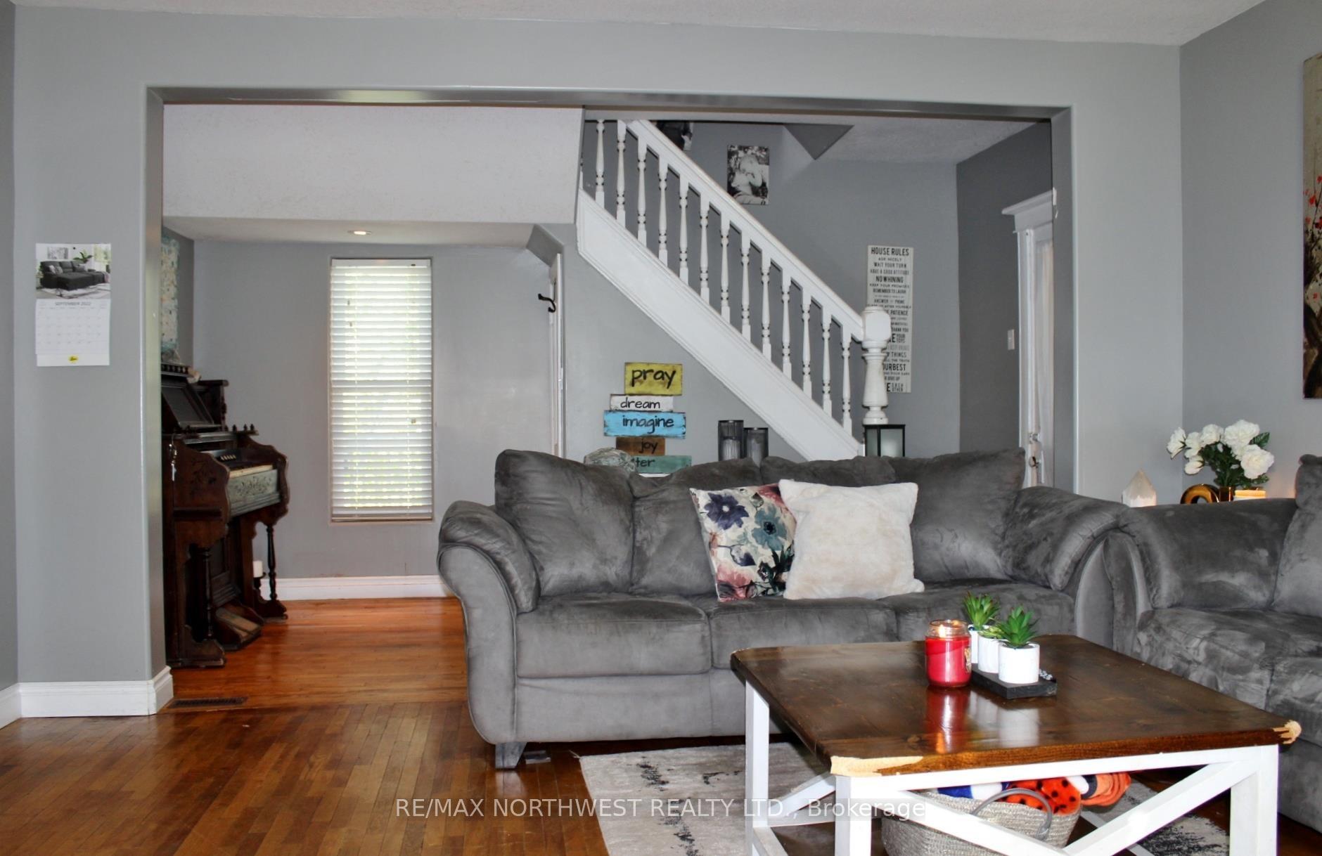 Photo 19 of 205 Second St, Rainy River — HOMEH