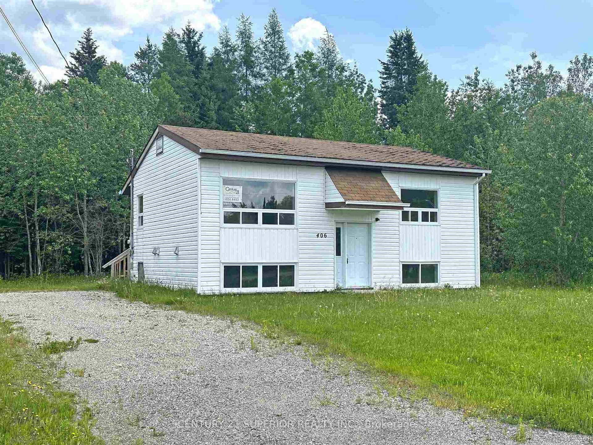 Photo 2 of 406 Mackie Drive, Greenstone — HOMEH