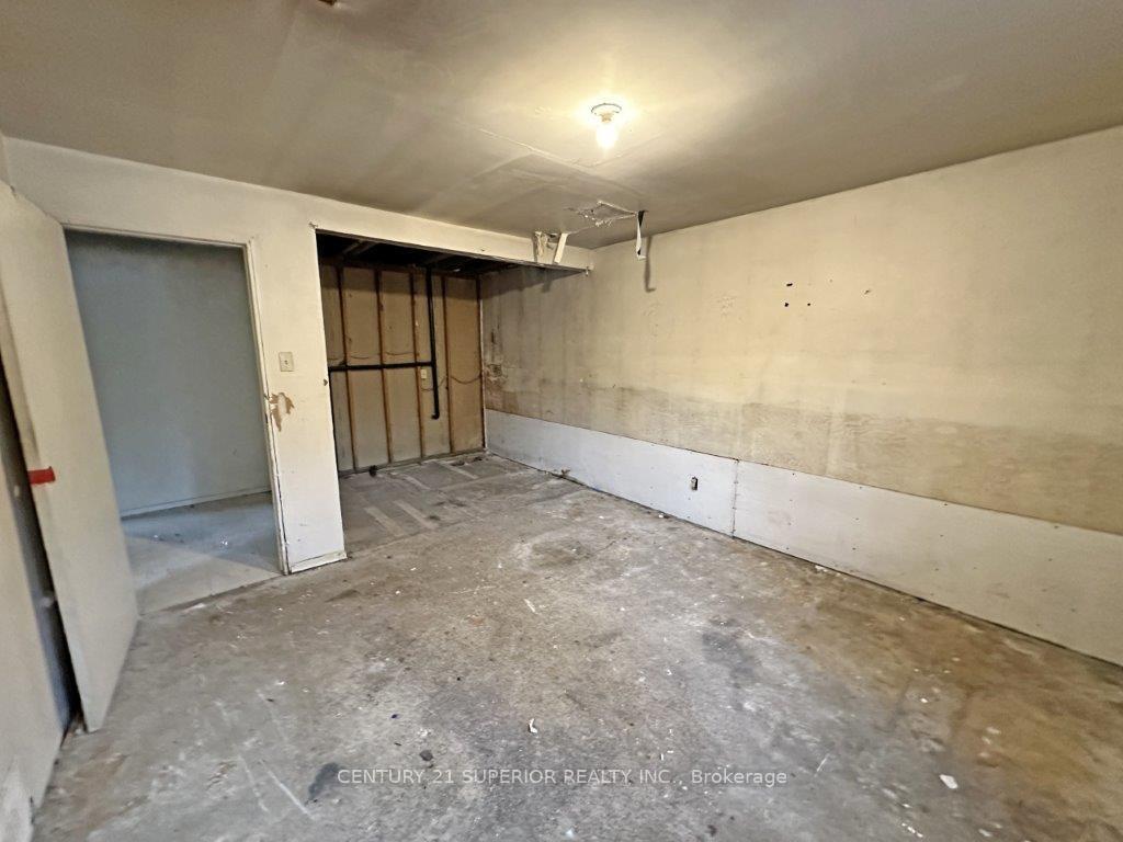 Photo 24 of 406 Mackie Drive, Greenstone — HOMEH