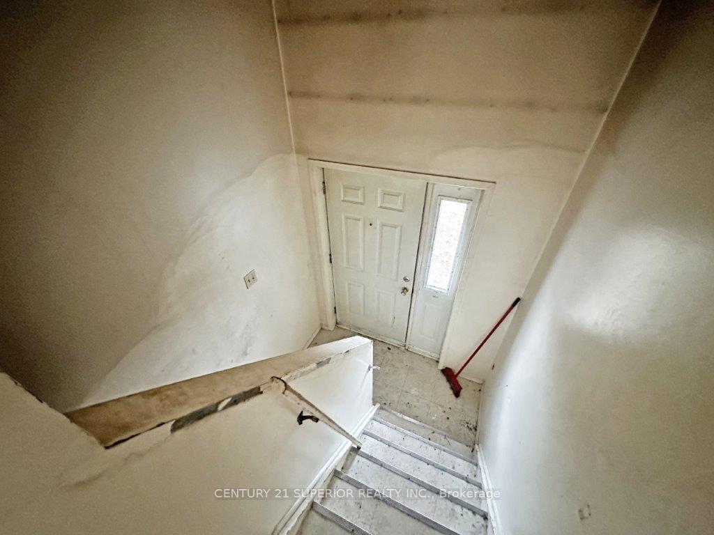Photo 29 of 406 Mackie Drive, Greenstone — HOMEH
