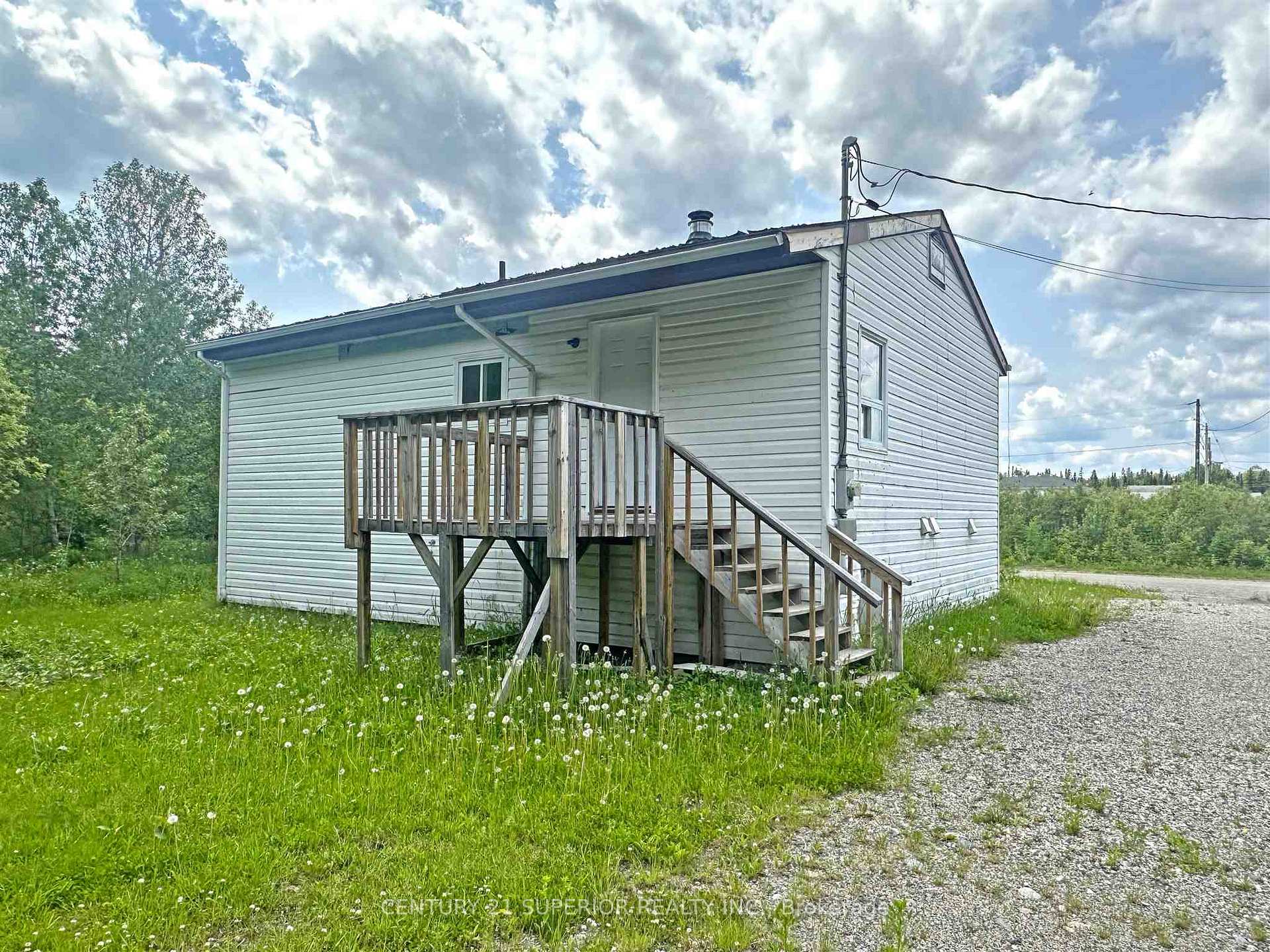 Photo 37 of 406 Mackie Drive, Greenstone — HOMEH