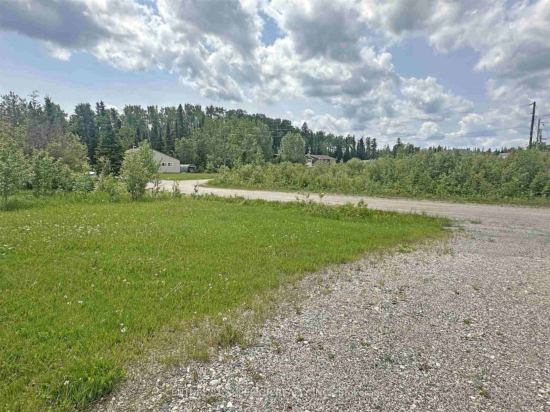 Photo 44 of 406 Mackie Drive, Greenstone — HOMEH