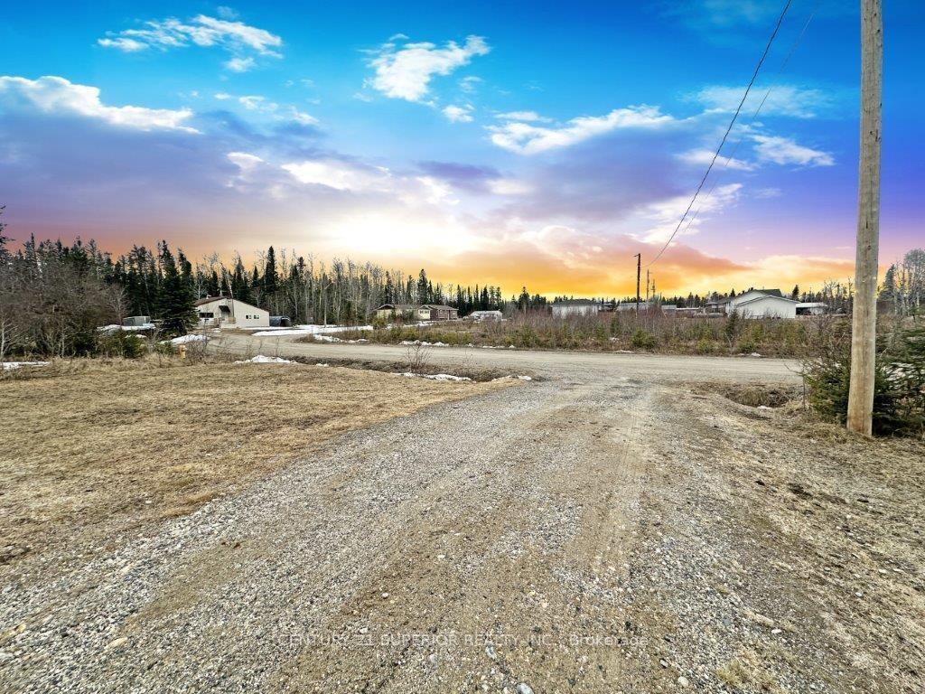 Photo 47 of 406 Mackie Drive, Greenstone — HOMEH