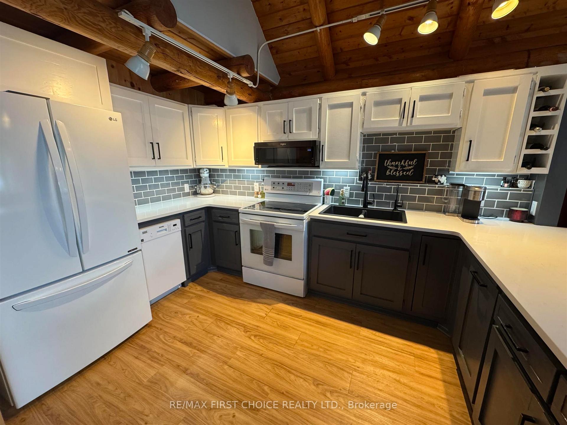 Photo 9 of 7 Willans Crescent, Red Lake — HOMEH