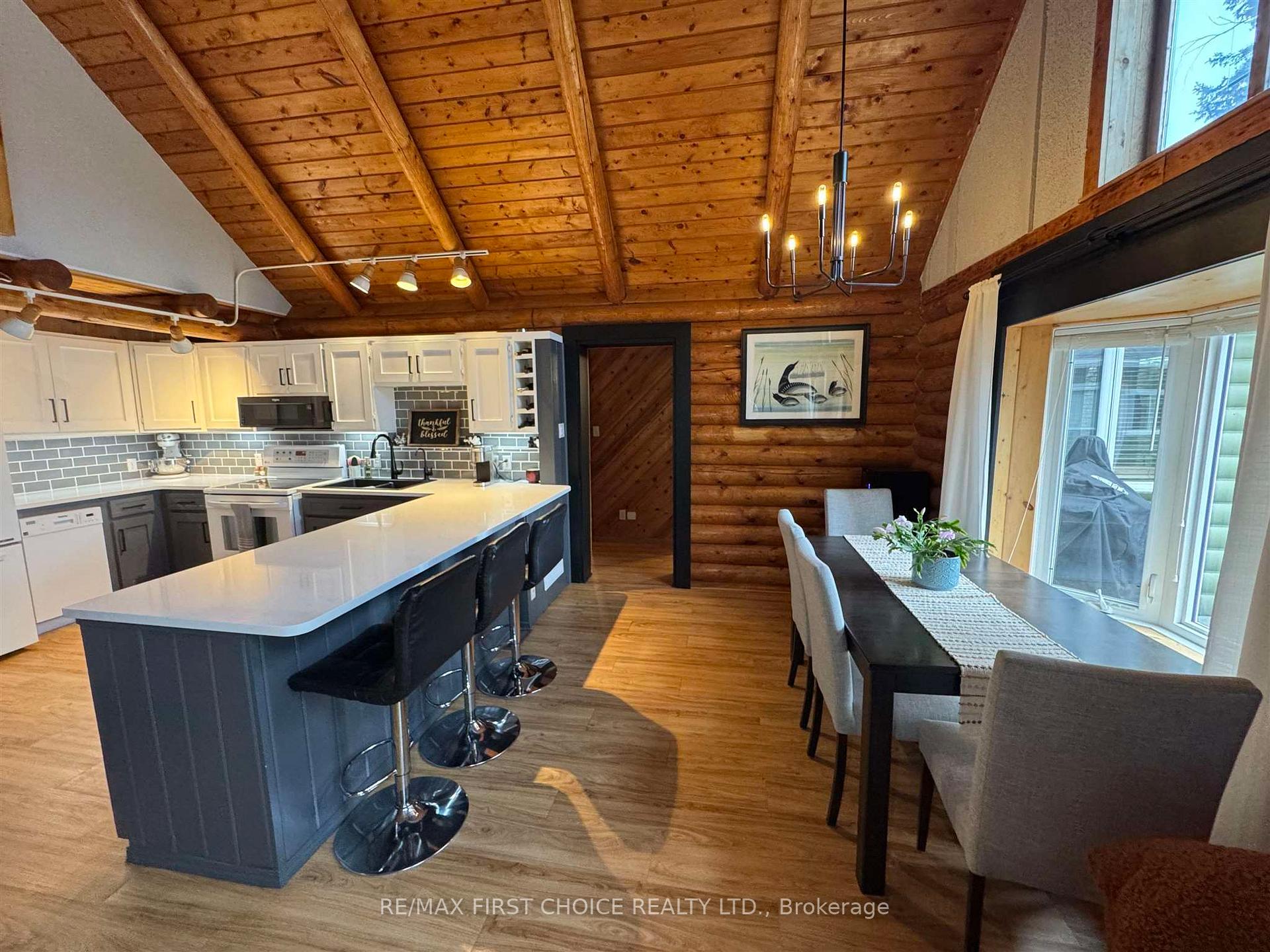 Photo 11 of 7 Willans Crescent, Red Lake — HOMEH