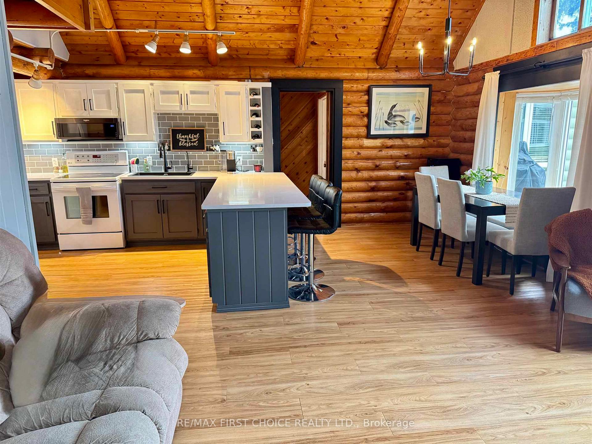 Photo 12 of 7 Willans Crescent, Red Lake — HOMEH