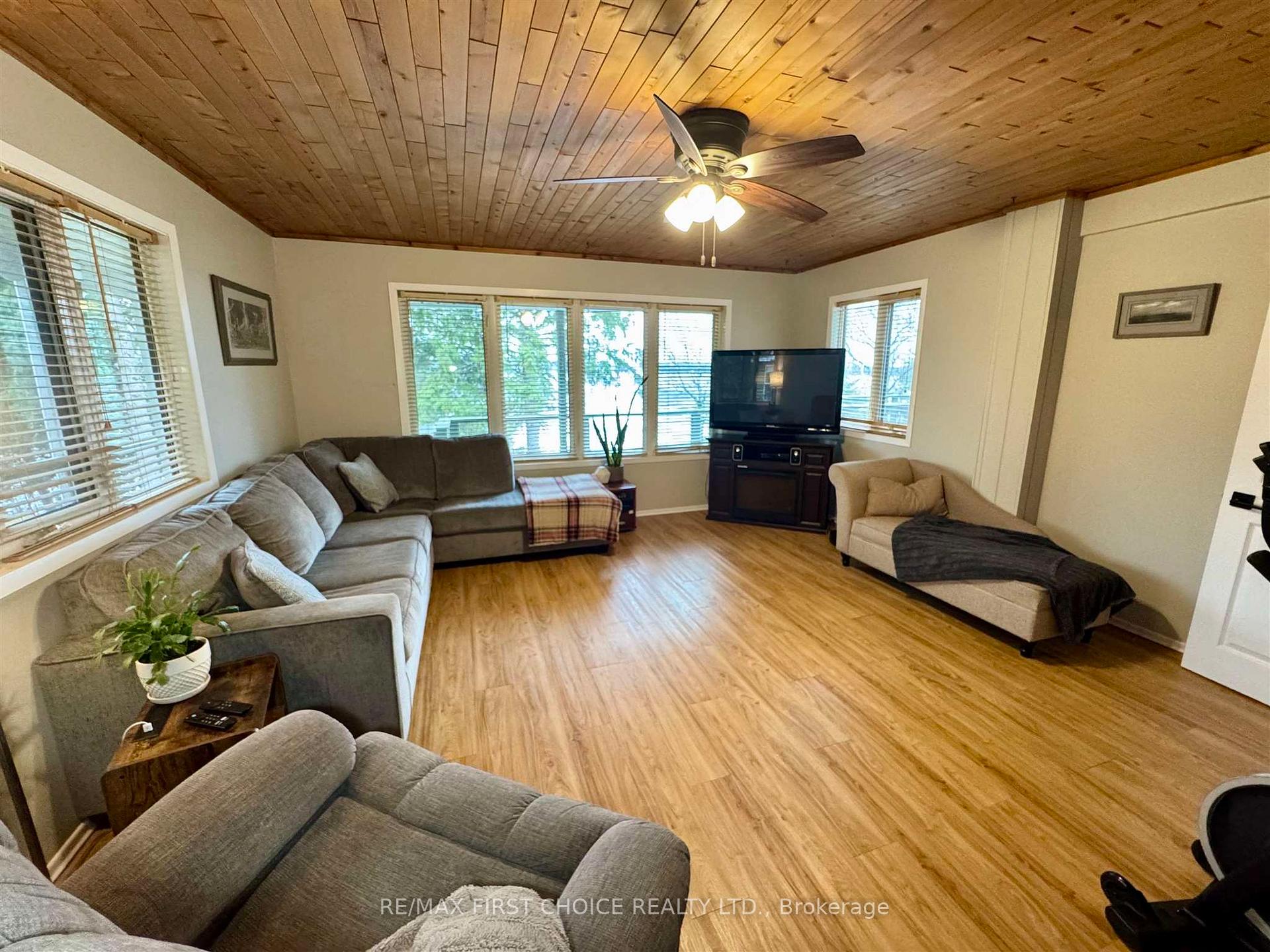 Photo 13 of 7 Willans Crescent, Red Lake — HOMEH