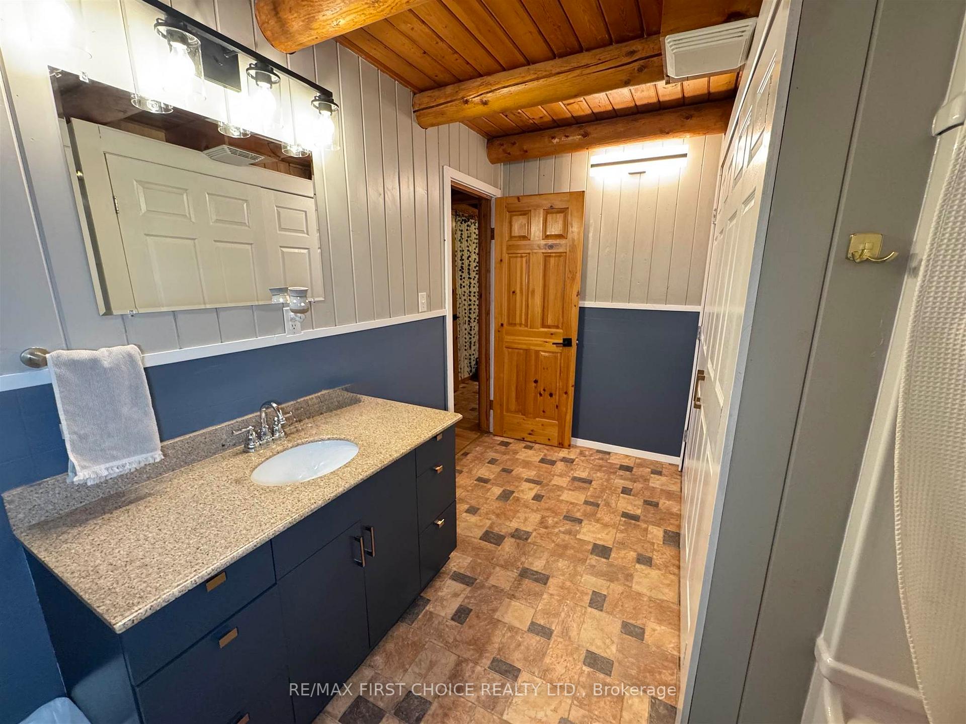 Photo 32 of 7 Willans Crescent, Red Lake — HOMEH