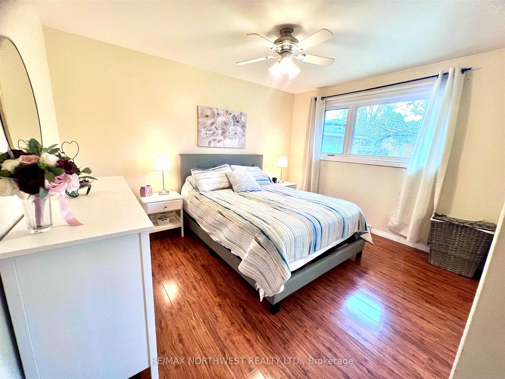 Photo 9 of 1352 Valley Drive, Kenora, Pinecrest — HOMEH