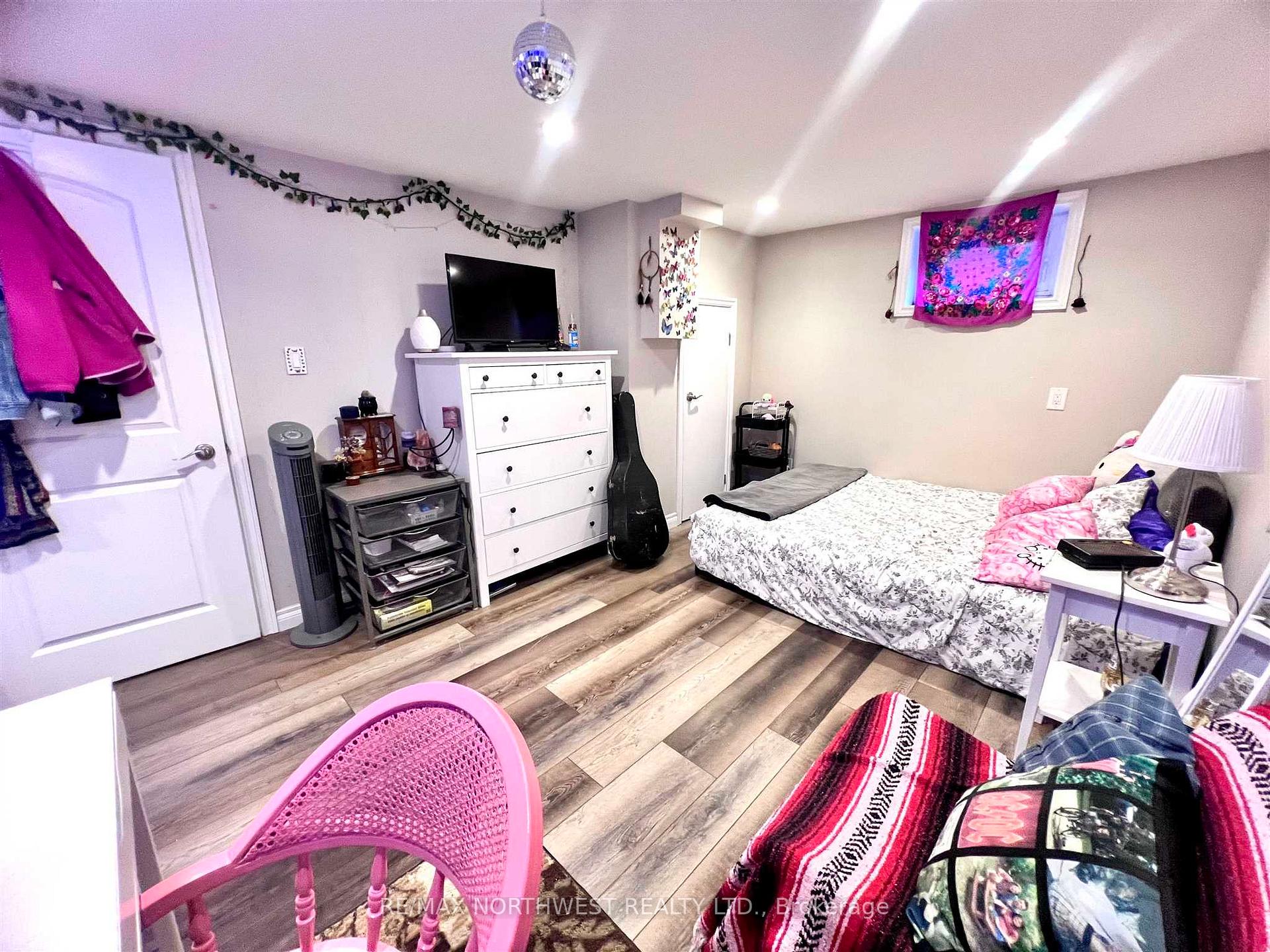 Photo 21 of 1352 Valley Drive, Kenora, Pinecrest — HOMEH