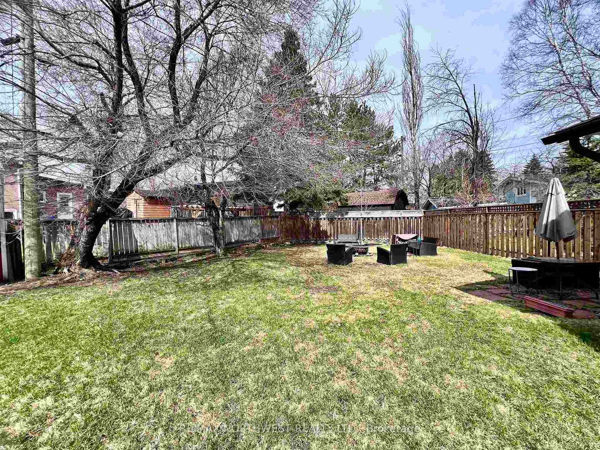 Photo 26 of 1352 Valley Drive, Kenora, Pinecrest — HOMEH