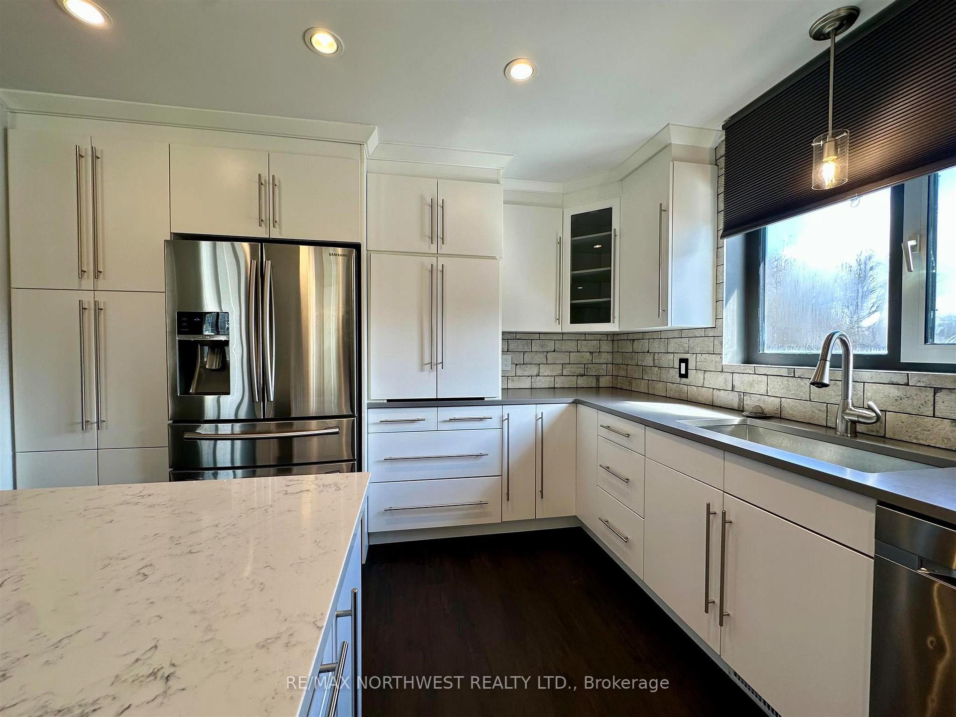 Photo 8 of 1210 Strachan Place, Fort Frances — HOMEH