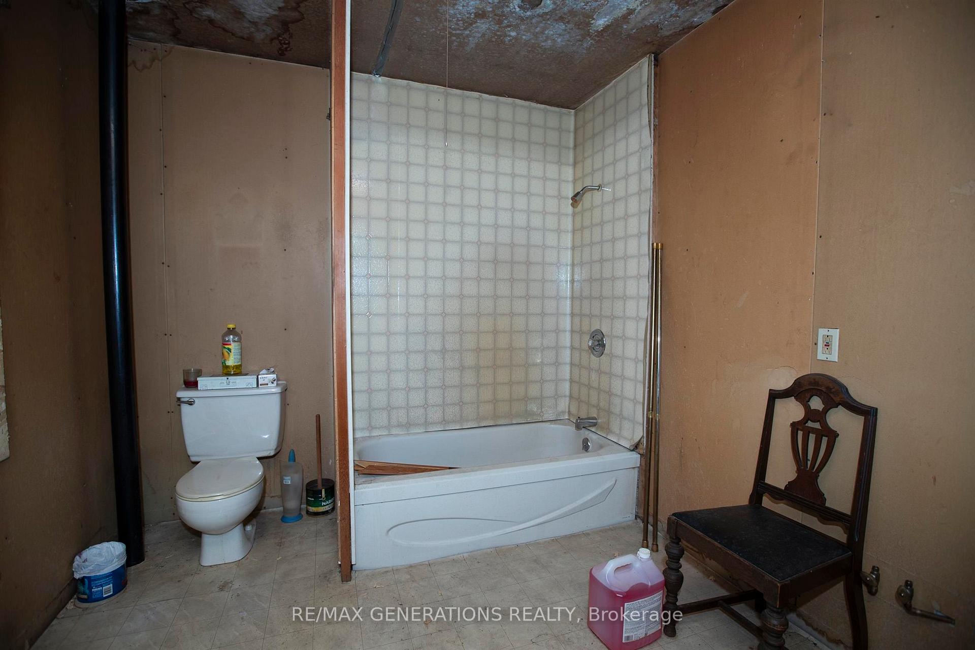 Photo 6 of 28 Kivipelto Road, Conmee — HOMEH