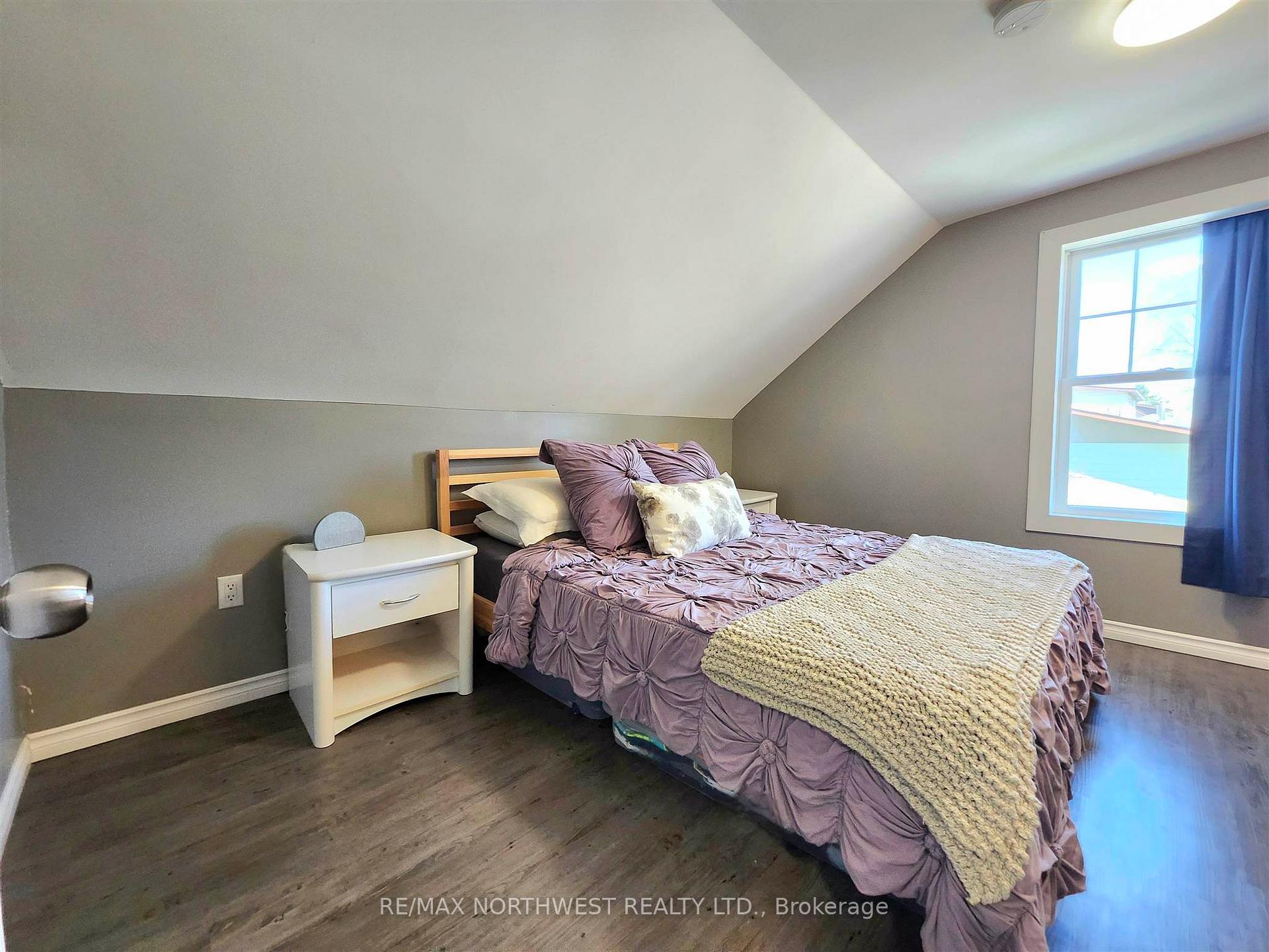 Photo 22 of 58 Tenth Avenue S, Kenora, Central — HOMEH