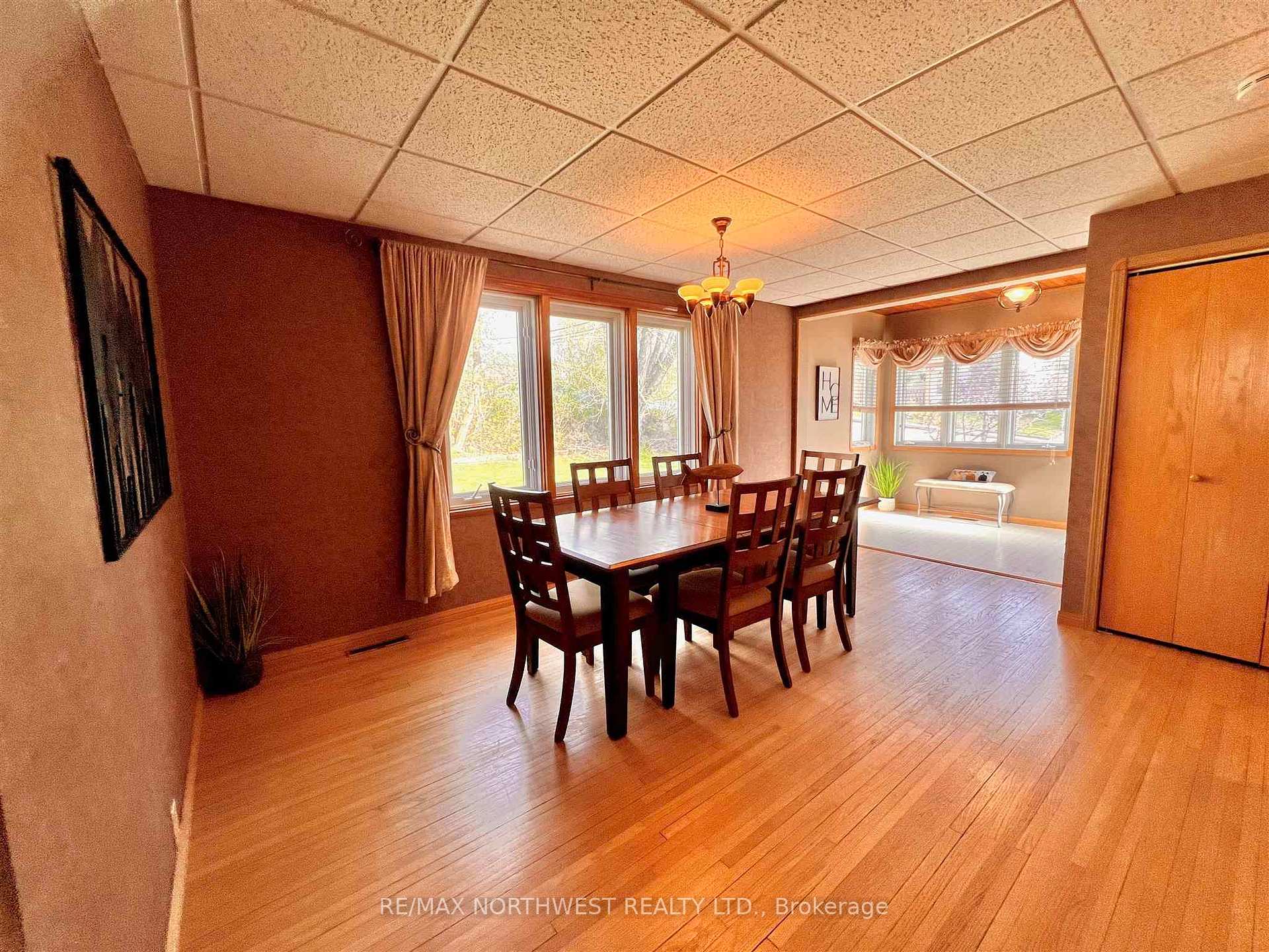 Photo 5 of 1208 Ottawa Street, Kenora, Keewatin — HOMEH