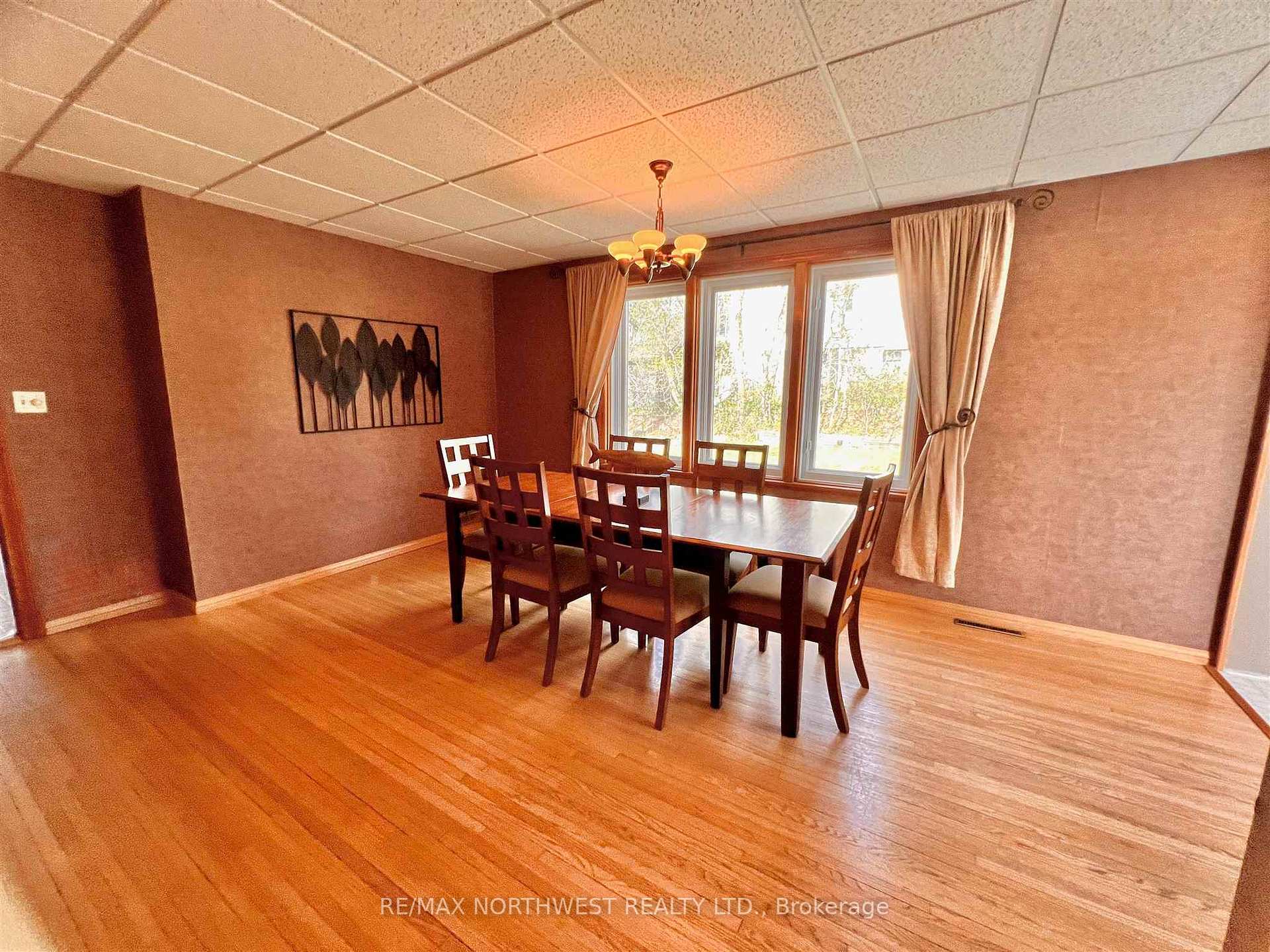 Photo 8 of 1208 Ottawa Street, Kenora, Keewatin — HOMEH