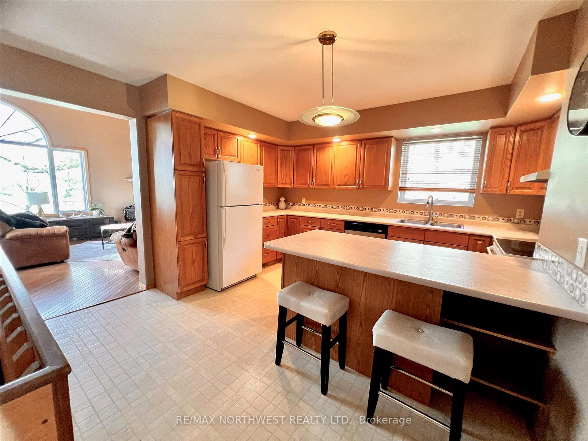 Photo 18 of 1208 Ottawa Street, Kenora, Keewatin — HOMEH