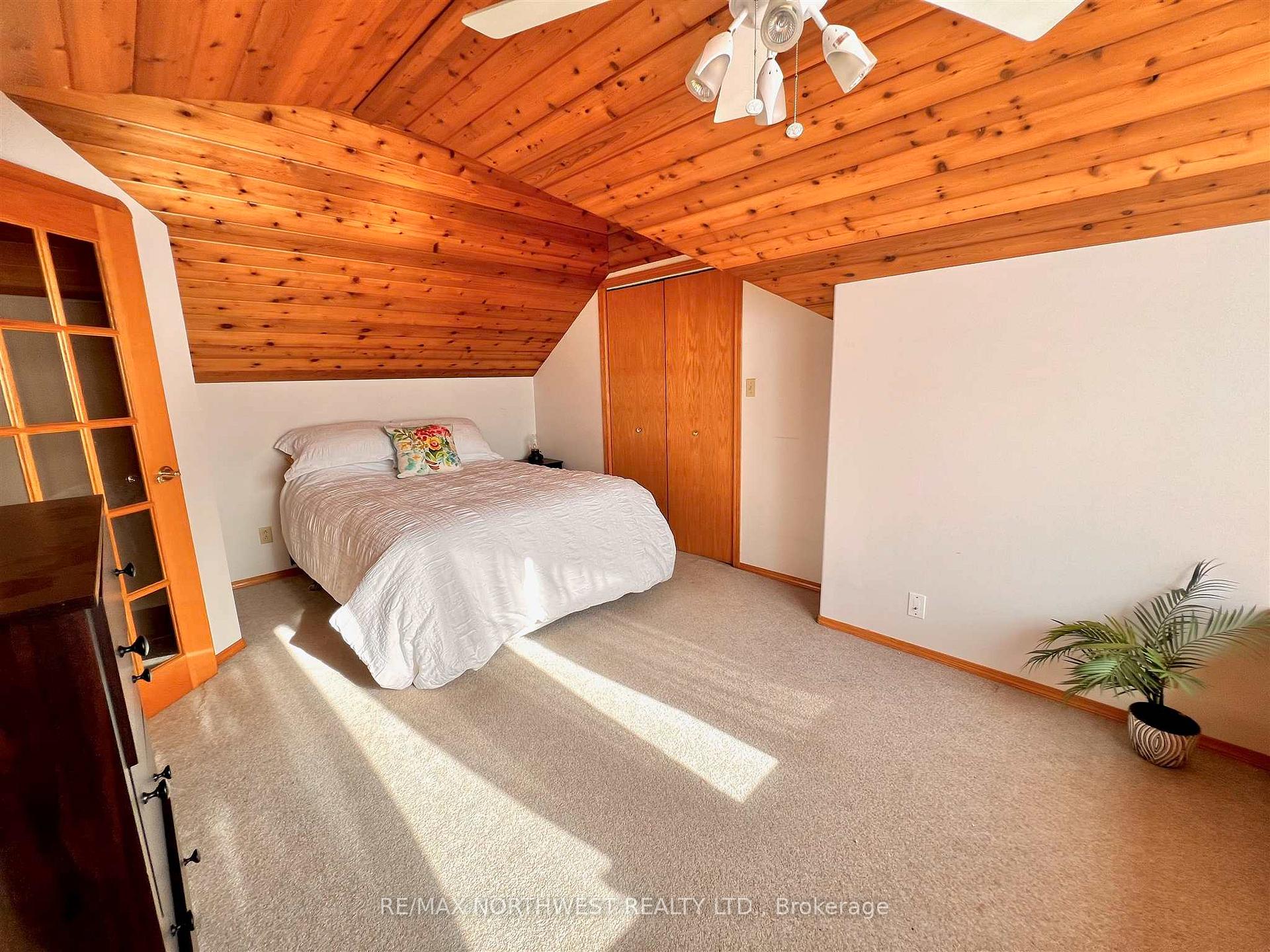 Photo 22 of 1208 Ottawa Street, Kenora, Keewatin — HOMEH