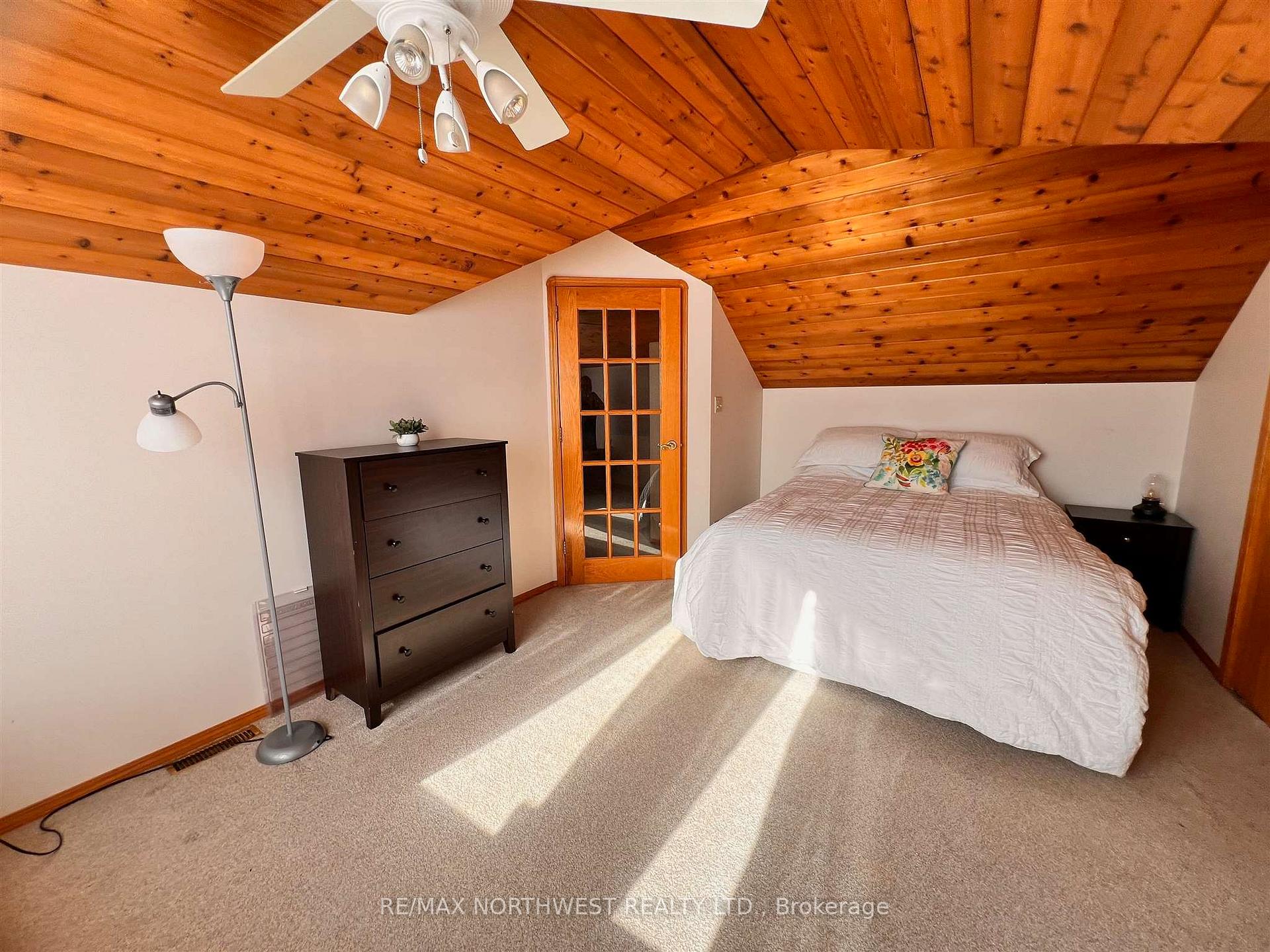 Photo 23 of 1208 Ottawa Street, Kenora, Keewatin — HOMEH