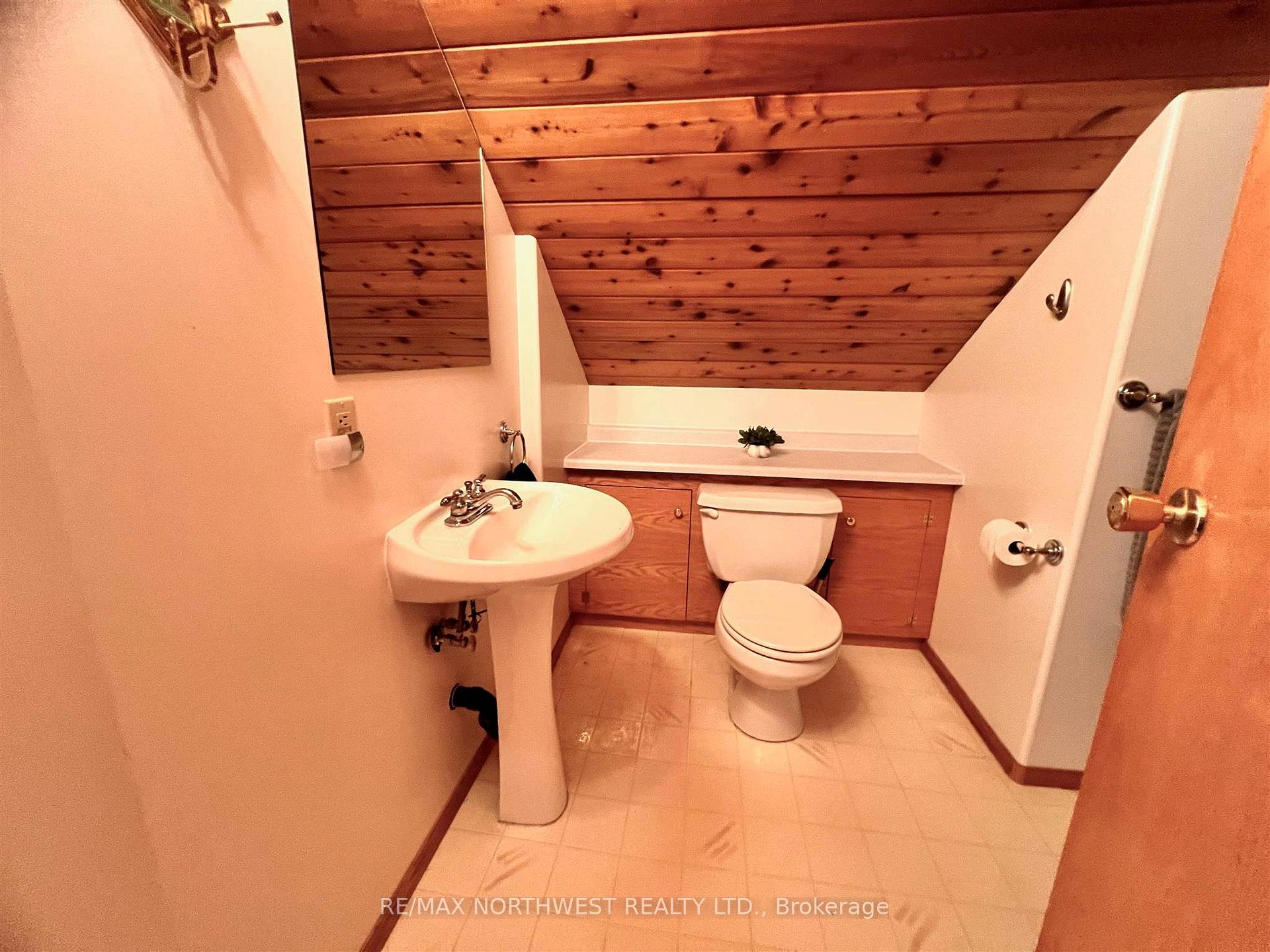 Photo 26 of 1208 Ottawa Street, Kenora, Keewatin — HOMEH