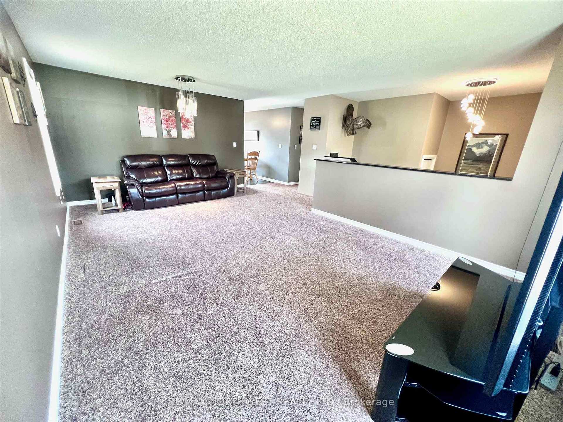 Photo 6 of 15 Amethyst Street, Kenora, Amethyst — HOMEH